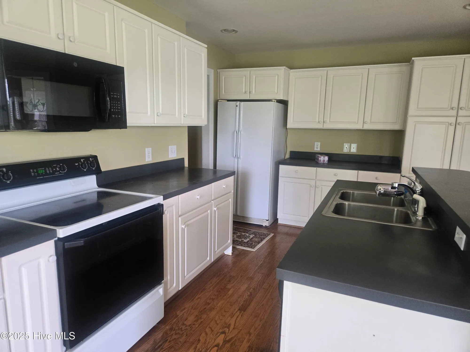 Property Slideshow image 36 of 79 | 290 brookshire pl, Ocean Isle Beach, NC, 28469