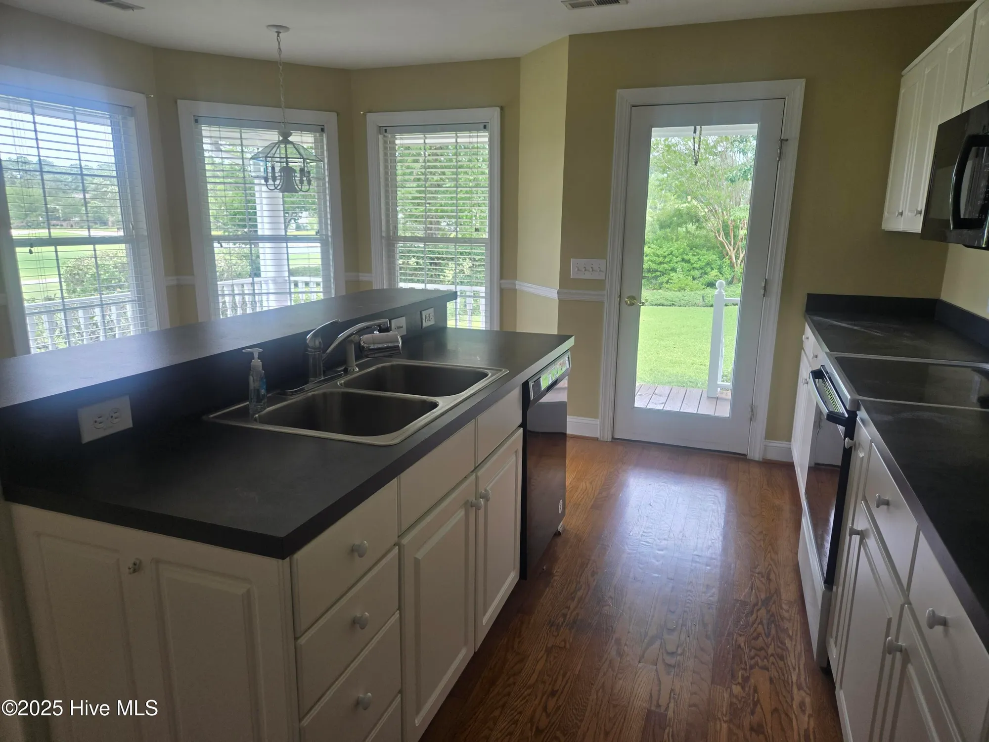 Property Slideshow image 38 of 79 | 290 brookshire pl, Ocean Isle Beach, NC, 28469