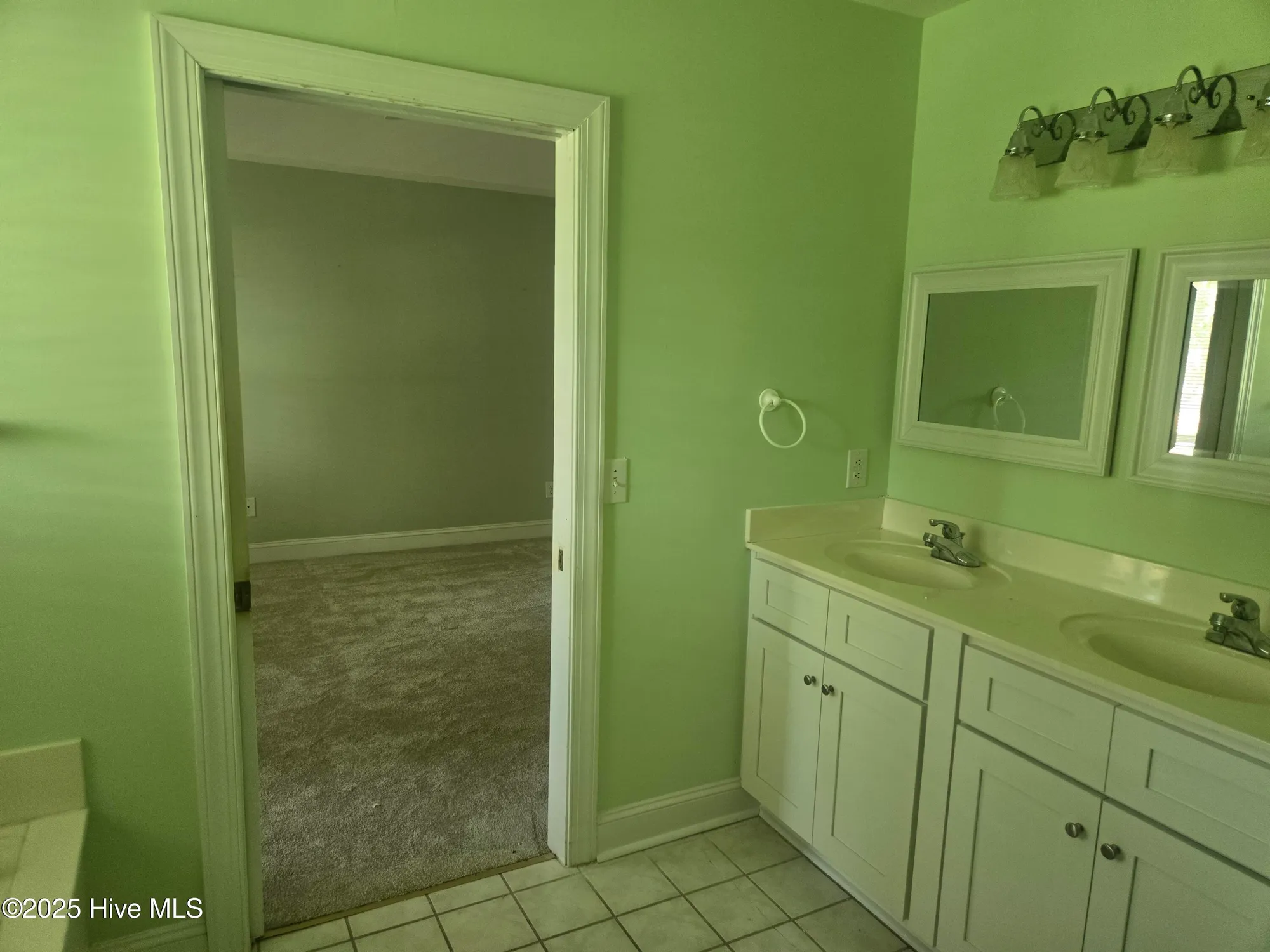 Property Slideshow image 42 of 79 | 290 brookshire pl, Ocean Isle Beach, NC, 28469