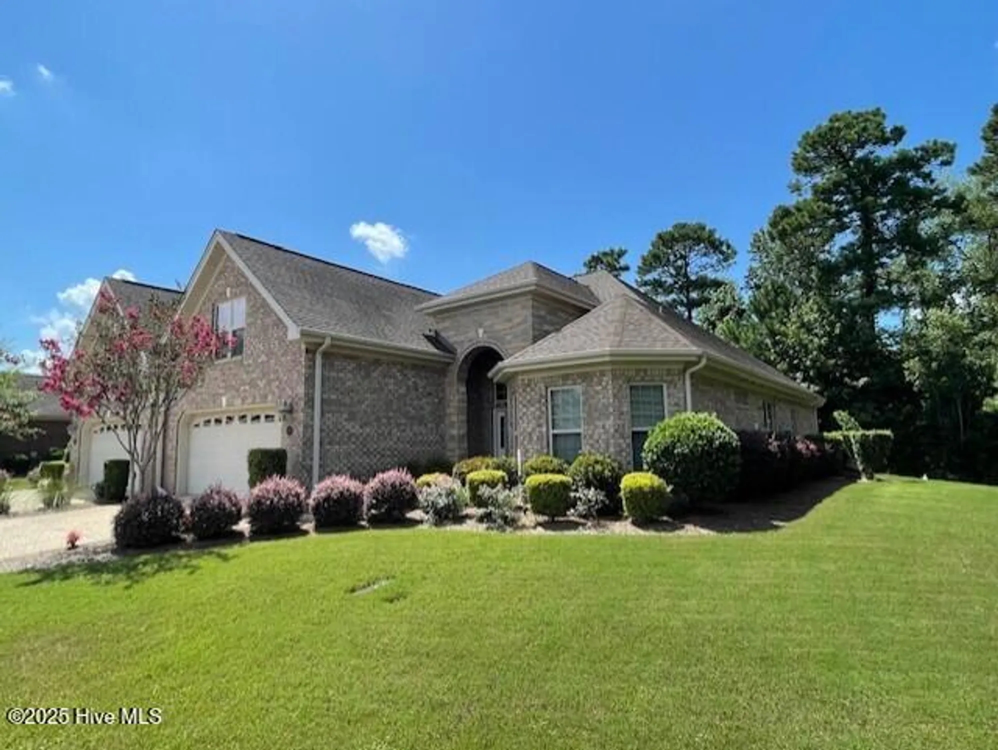 Property Slideshow image 1 of 88 | 8269 crest top ct, Leland, NC, 28451