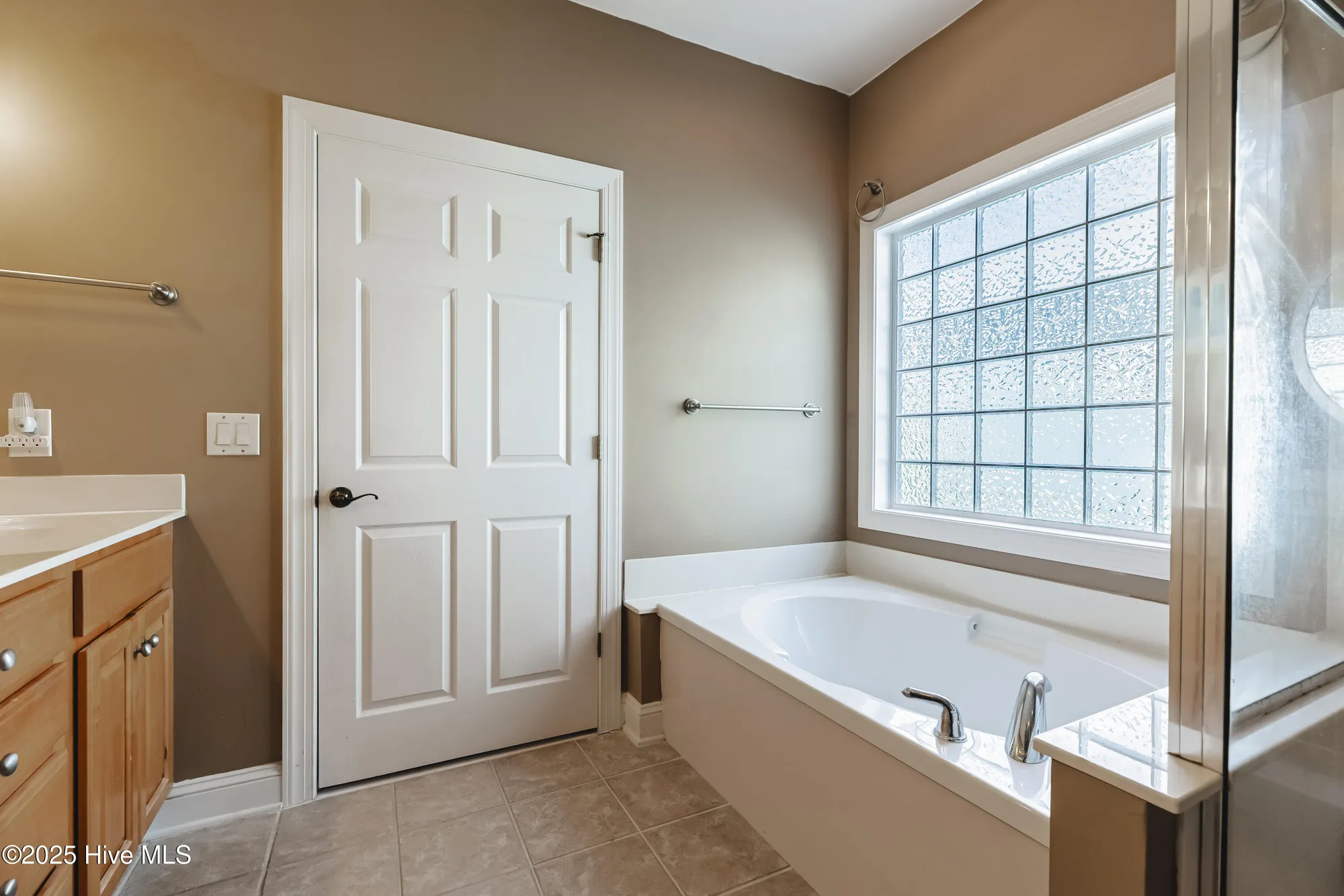 Property Slideshow image 18 of 52 | 602 planters ridge dr, Sunset Beach, NC, 28468