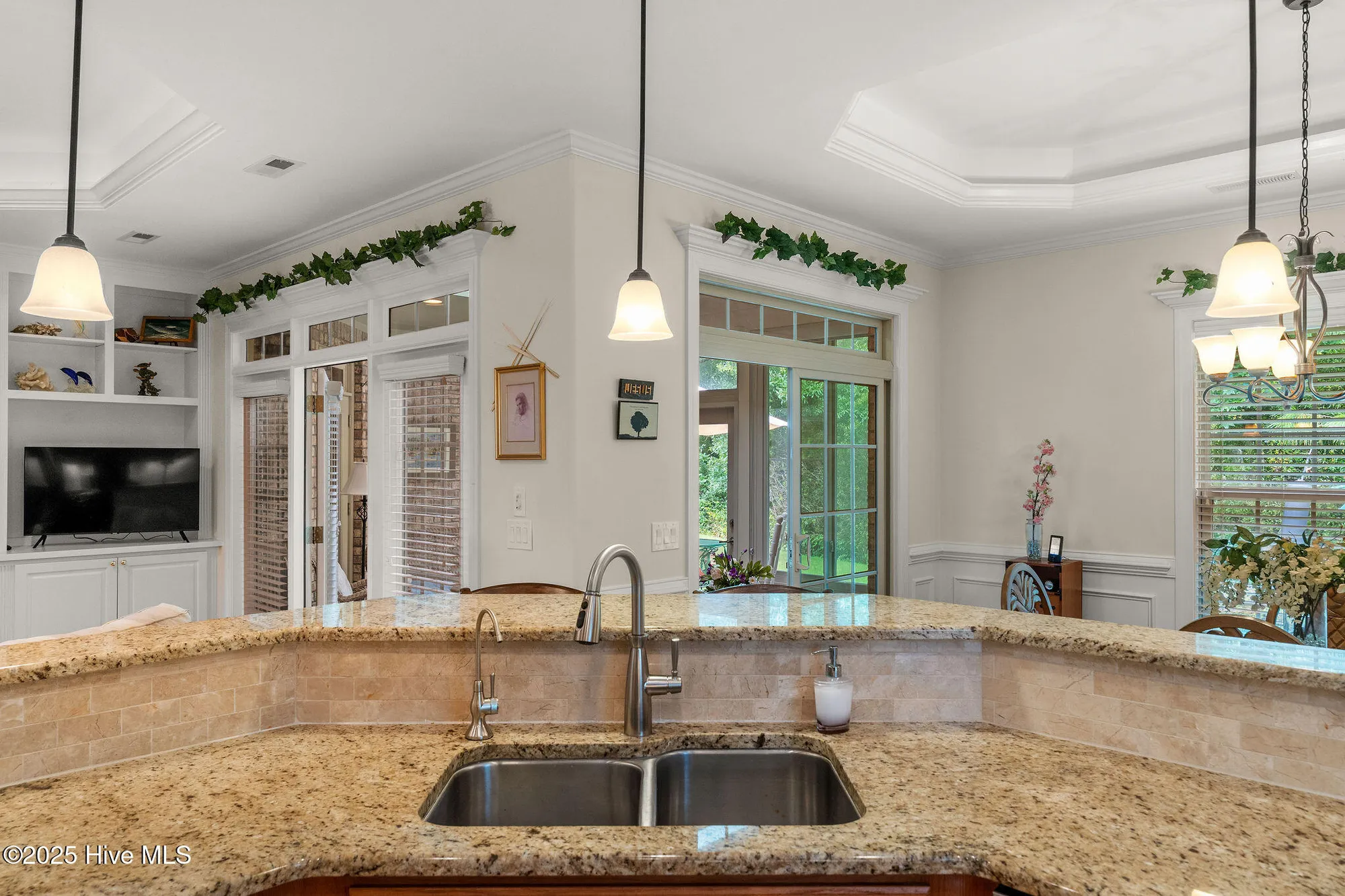 Property Slideshow image 33 of 88 | 8269 crest top ct, Leland, NC, 28451