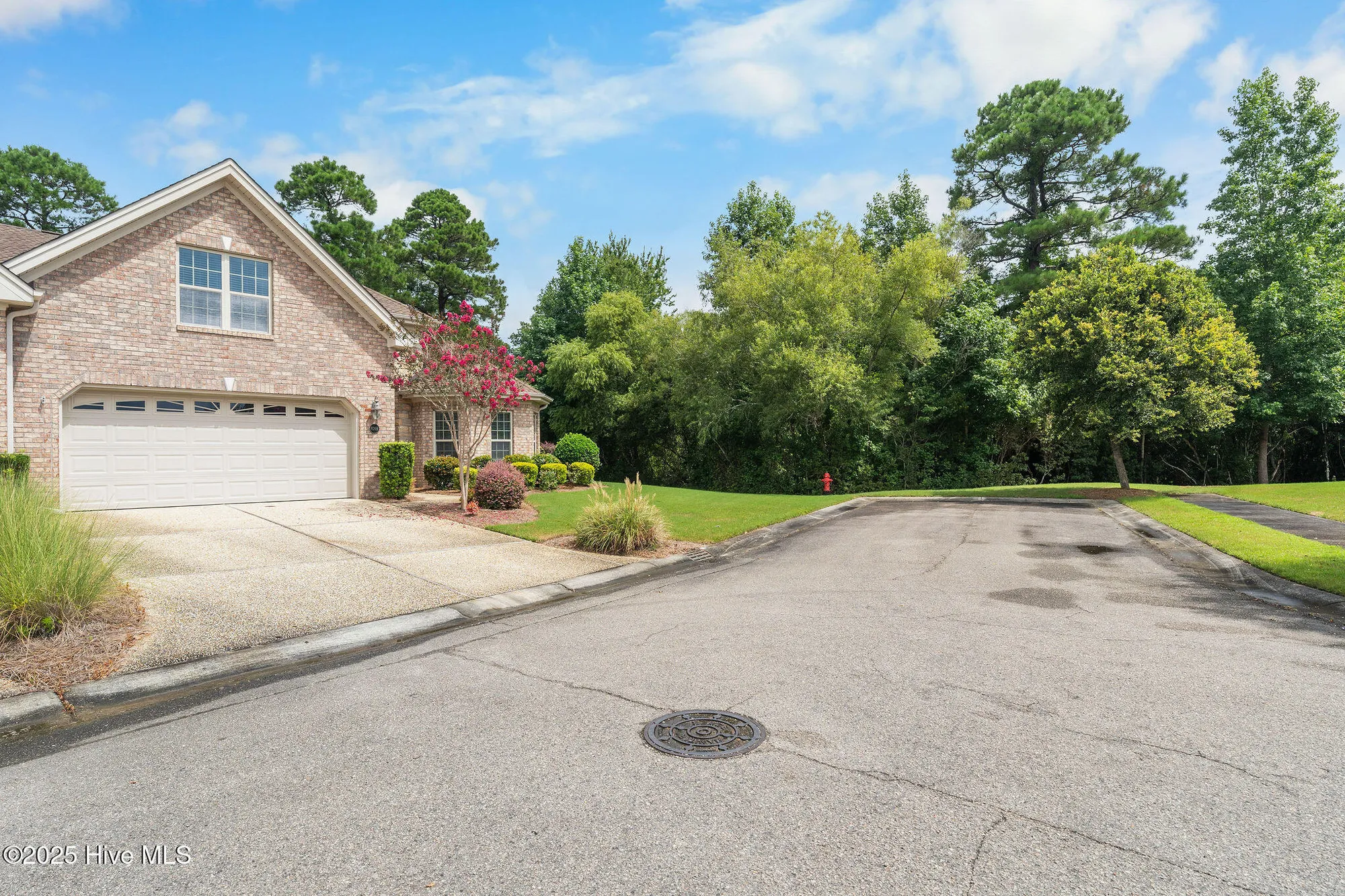Property Slideshow image 9 of 88 | 8269 crest top ct, Leland, NC, 28451