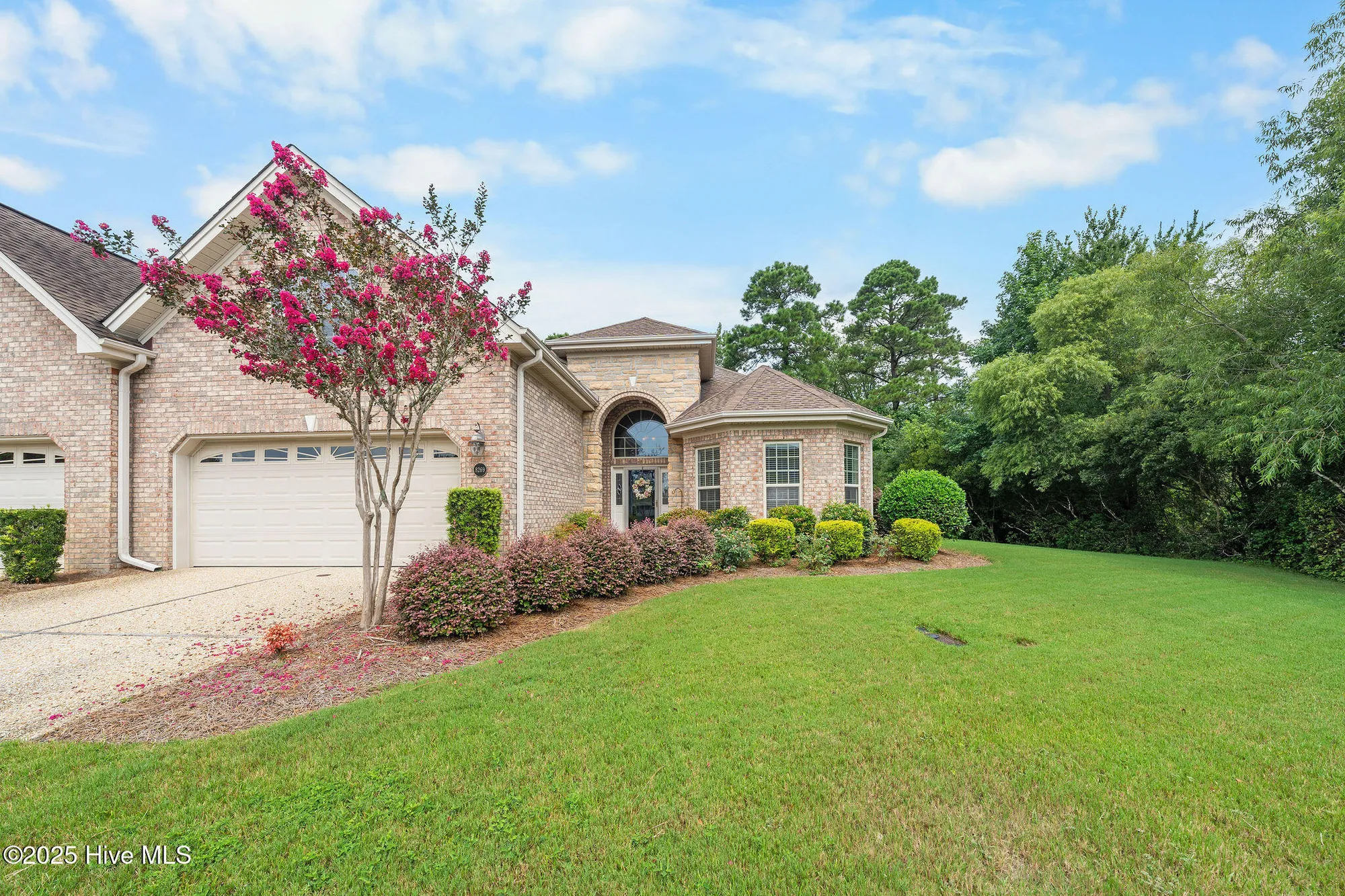 Property Slideshow image 14 of 88 | 8269 crest top ct, Leland, NC, 28451