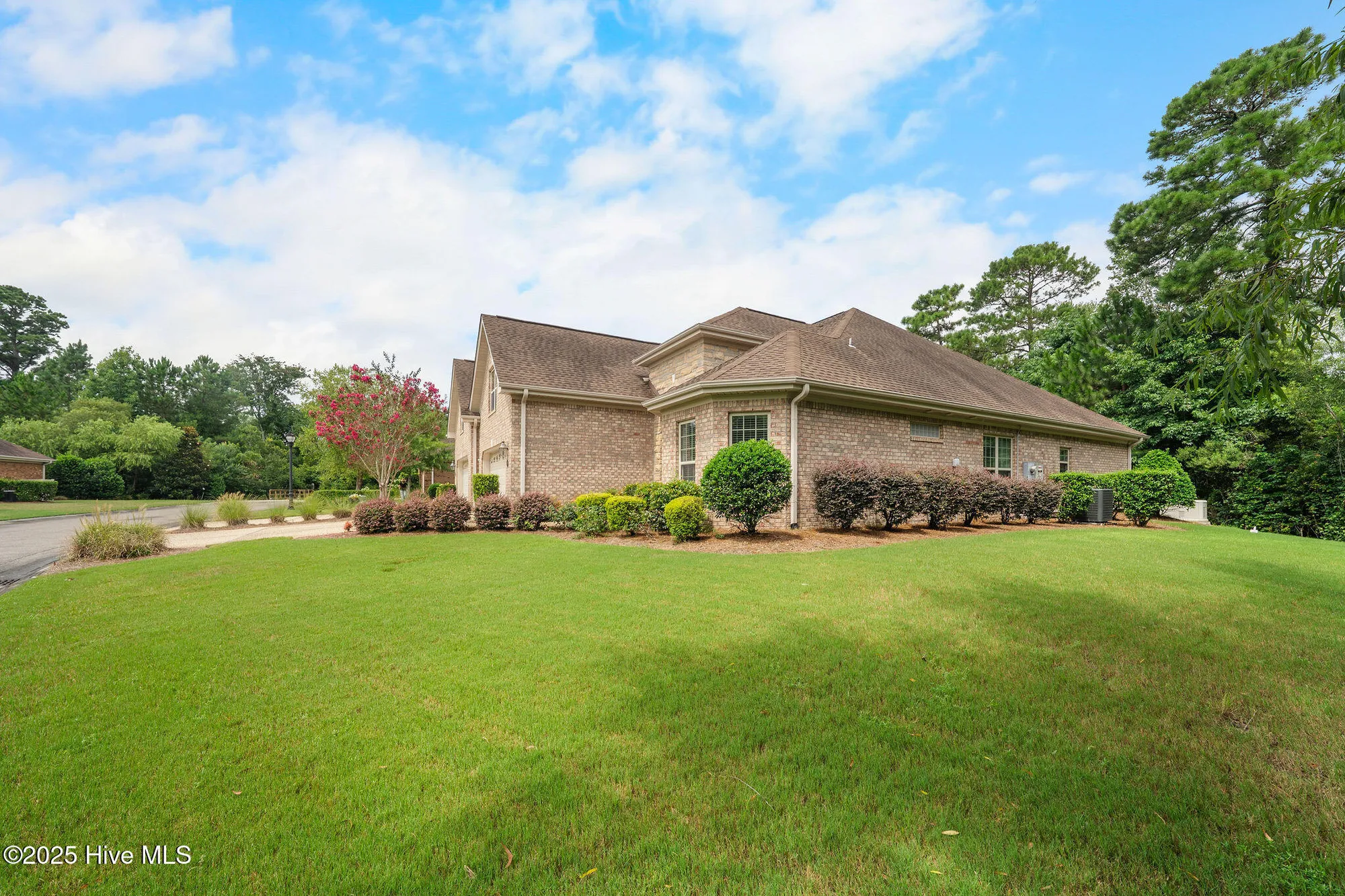 Property Slideshow image 16 of 88 | 8269 crest top ct, Leland, NC, 28451