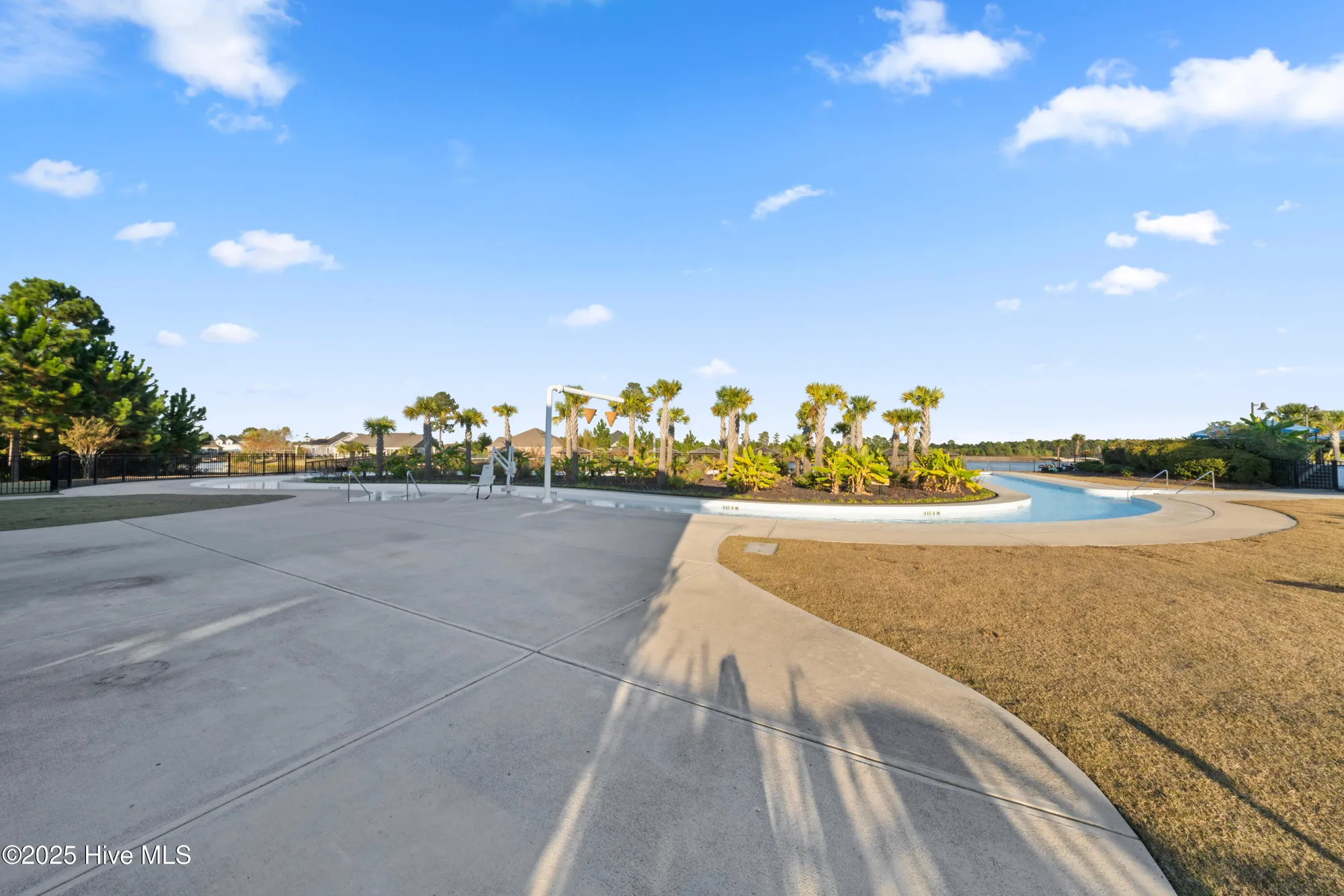 Property Slideshow image 75 of 88 | 8269 crest top ct, Leland, NC, 28451