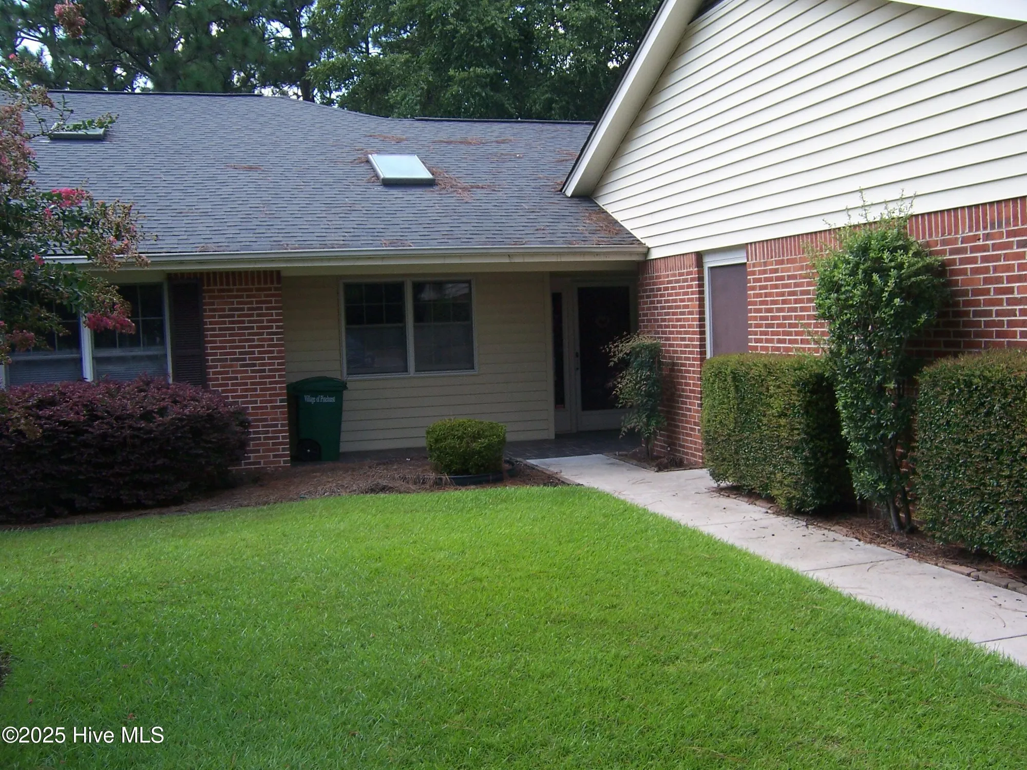 Property Slideshow image 2 of 22 | 35 gull ln, Pinehurst, NC, 28374