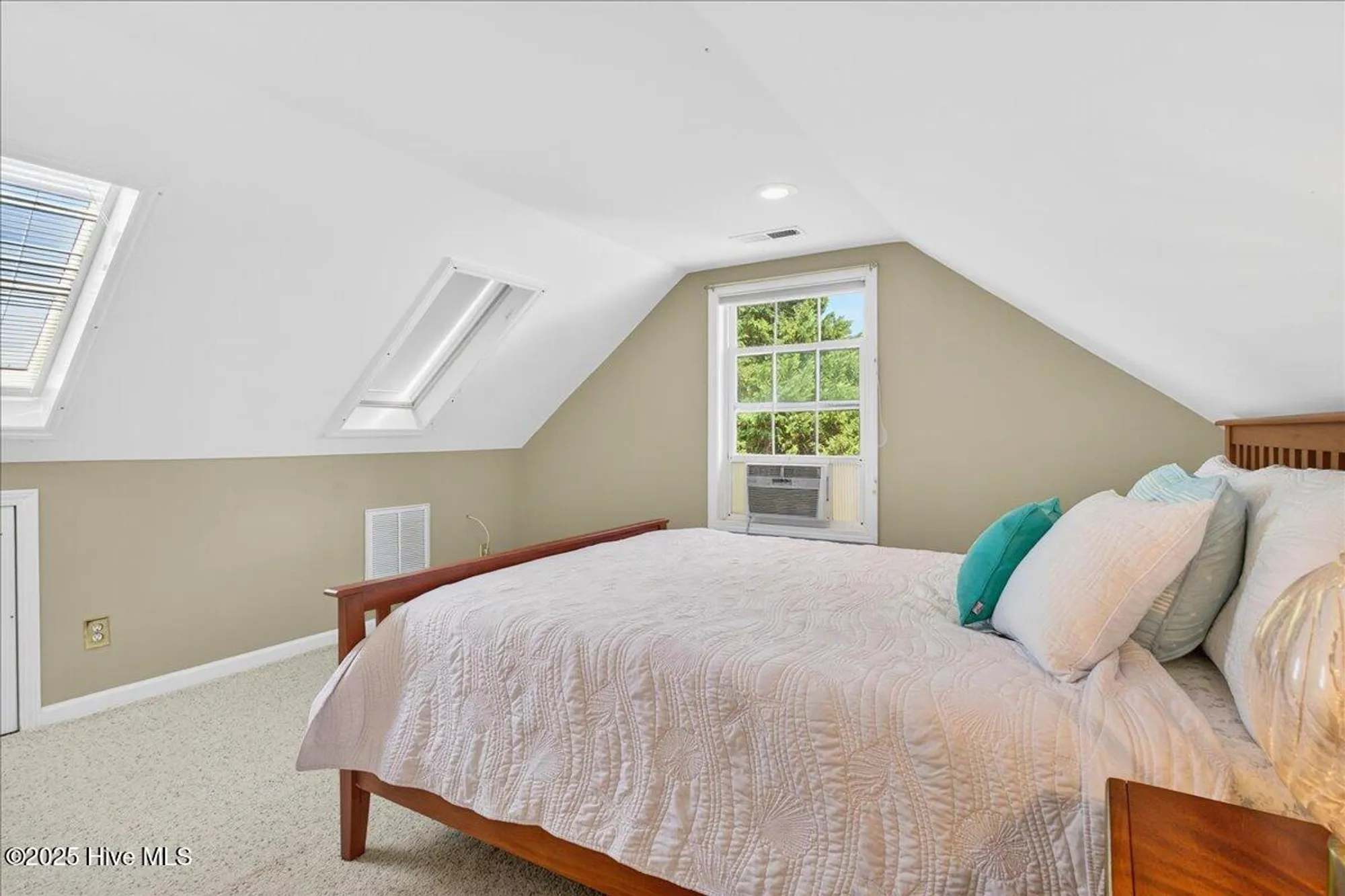 Property Slideshow image 60 of 122 | 4135 preston pl se, Southport, NC, 28461