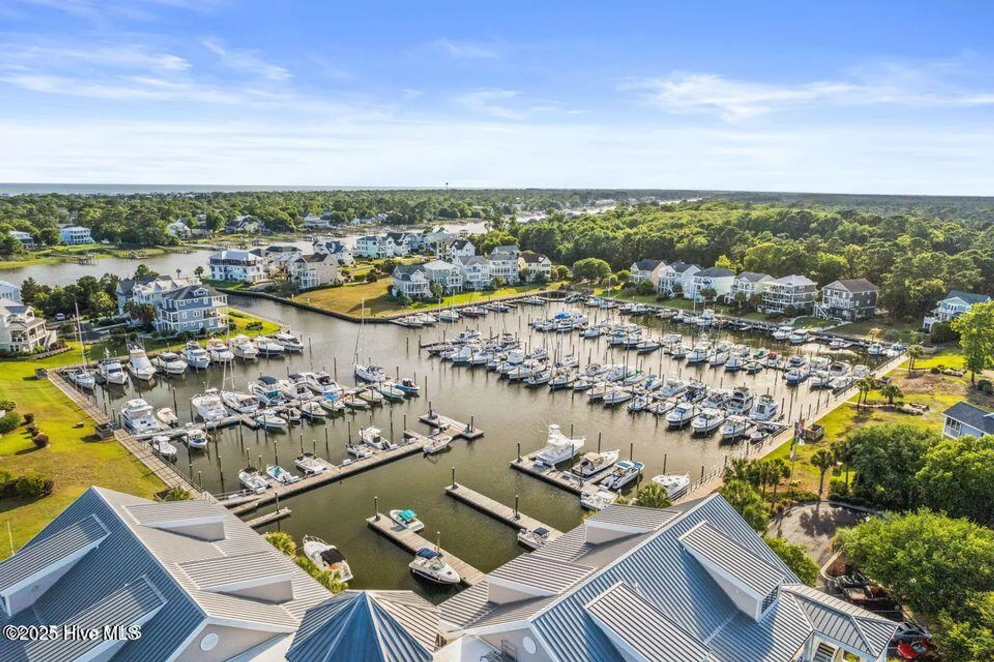 Property Slideshow image 63 of 101 | 2784 oakbluff cir, Southport, NC, 28461
