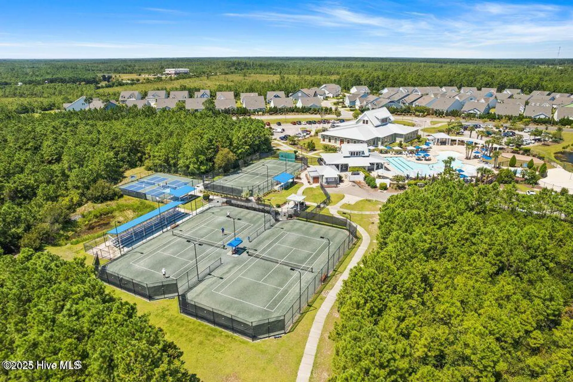 Property Slideshow image 97 of 101 | 2784 oakbluff cir, Southport, NC, 28461