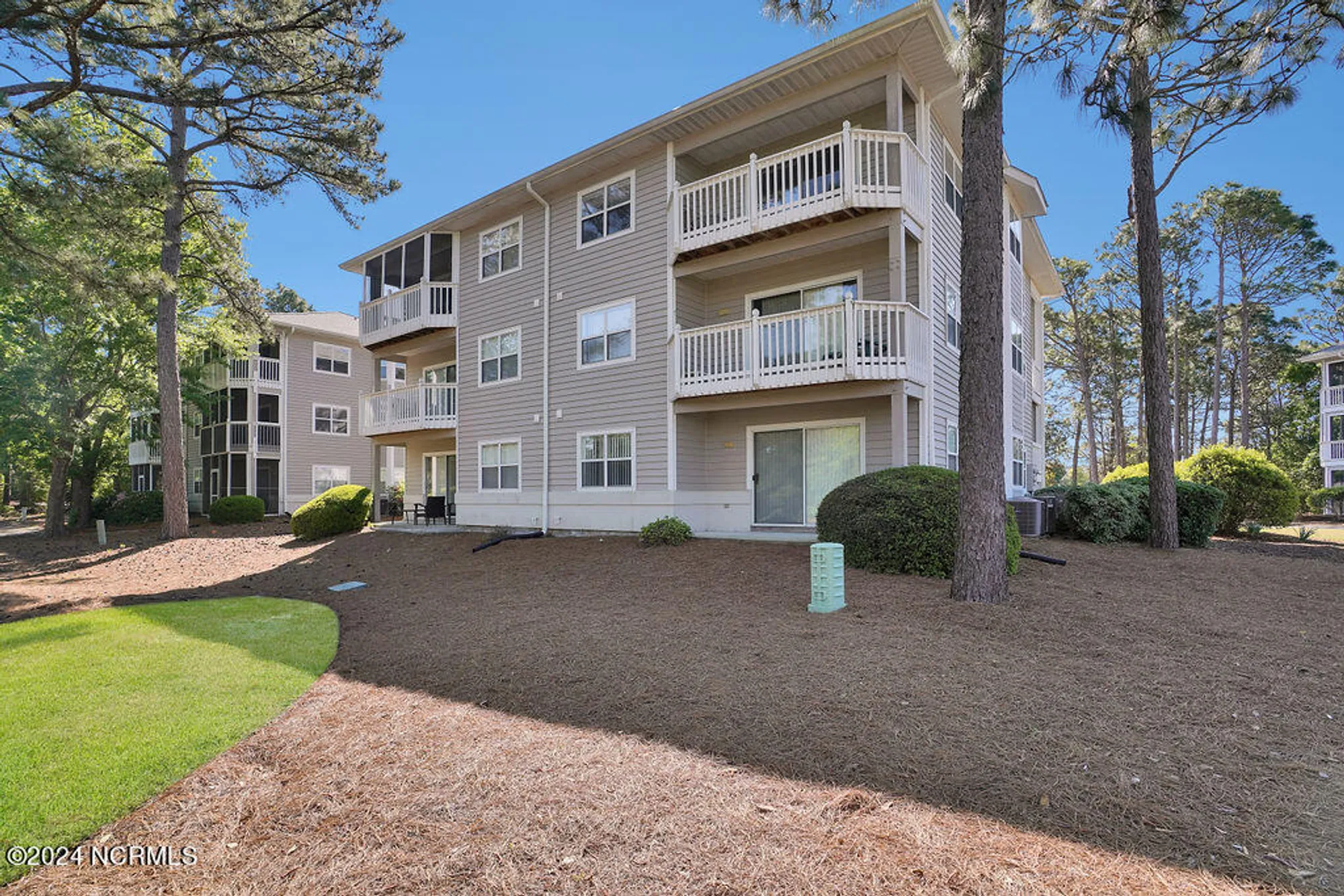 Property Slideshow image 32 of 43 | 3030 marsh winds cir 205, Southport, NC, 28461