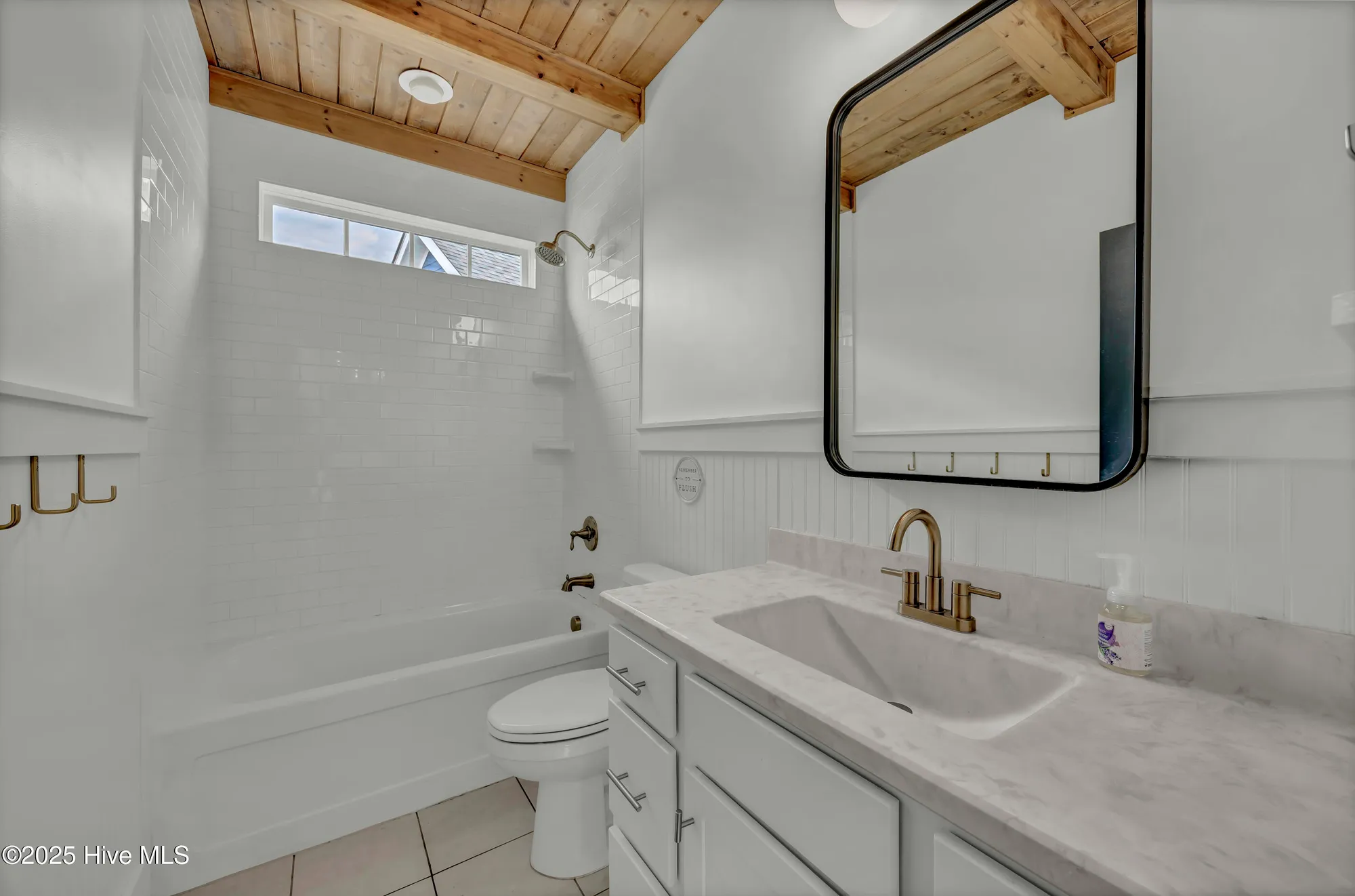 Property Slideshow image 8 of 50 | 729 wharton ave, Wilmington, NC, 28412