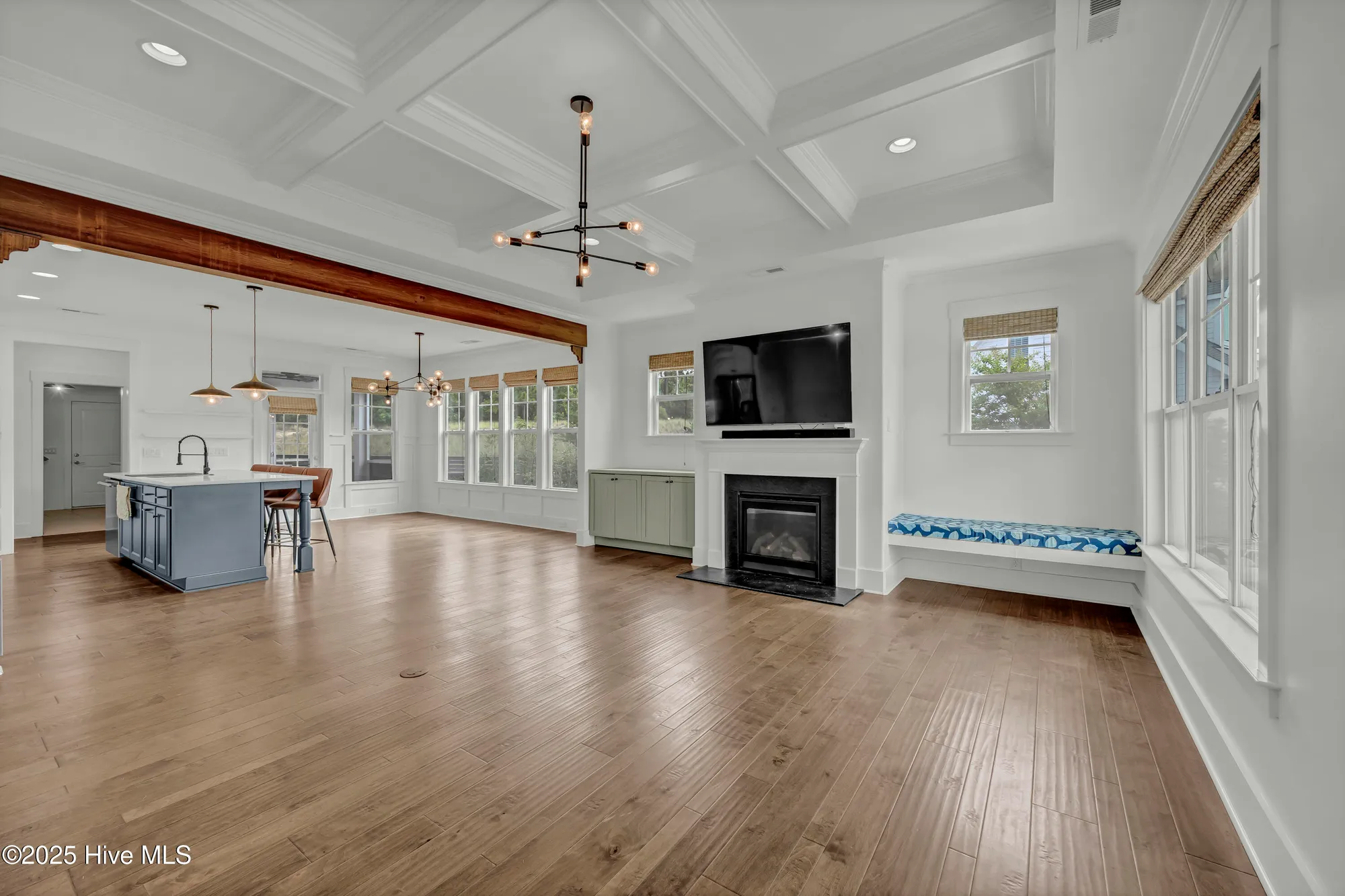 Property Slideshow image 2 of 50 | 729 wharton ave, Wilmington, NC, 28412