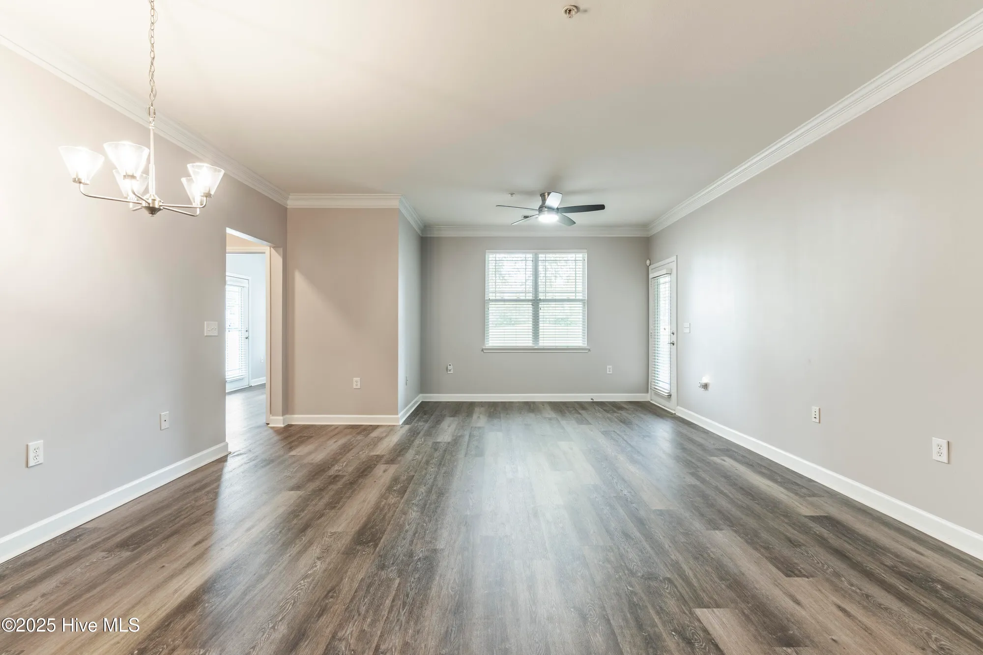 Property Slideshow image 12 of 46 | 250 s crow creek dr 5, Calabash, NC, 28467