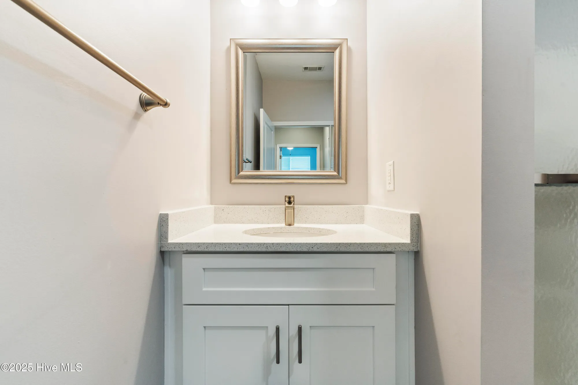 Property Slideshow image 31 of 46 | 250 s crow creek dr 5, Calabash, NC, 28467