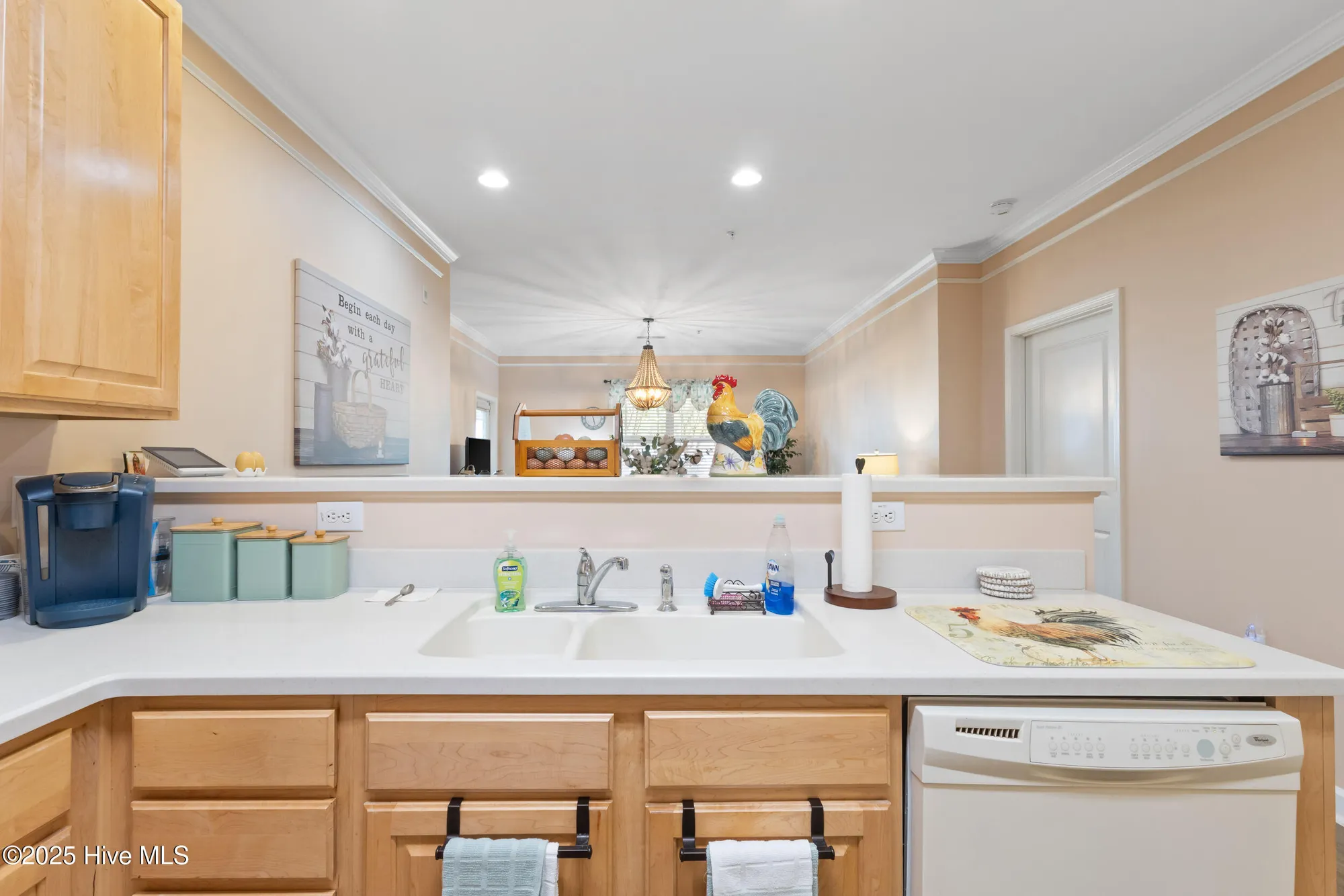 Property Slideshow image 10 of 38 | 221 woodlands way 6, Calabash, NC, 28467