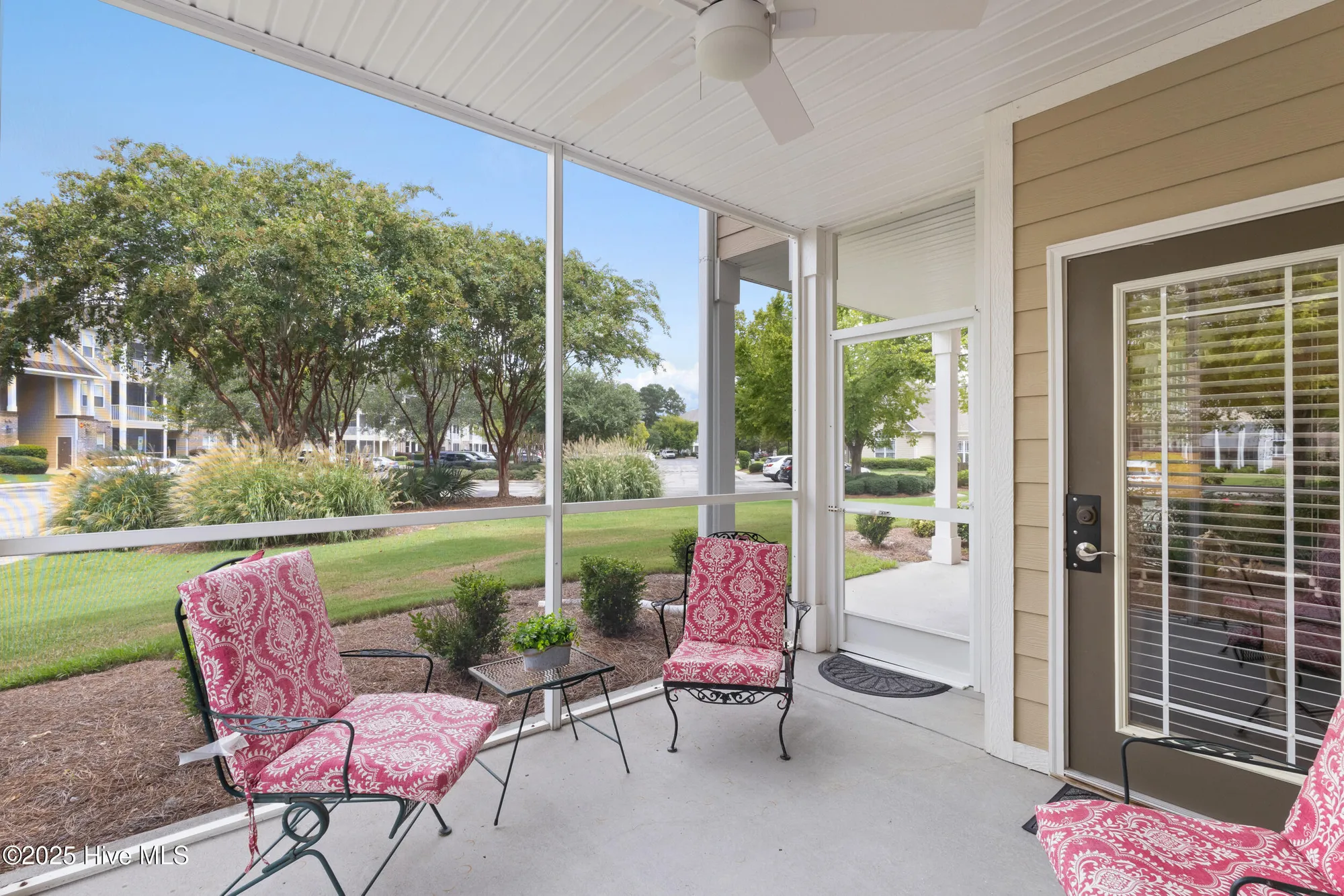 Property Slideshow image 32 of 38 | 221 woodlands way 6, Calabash, NC, 28467