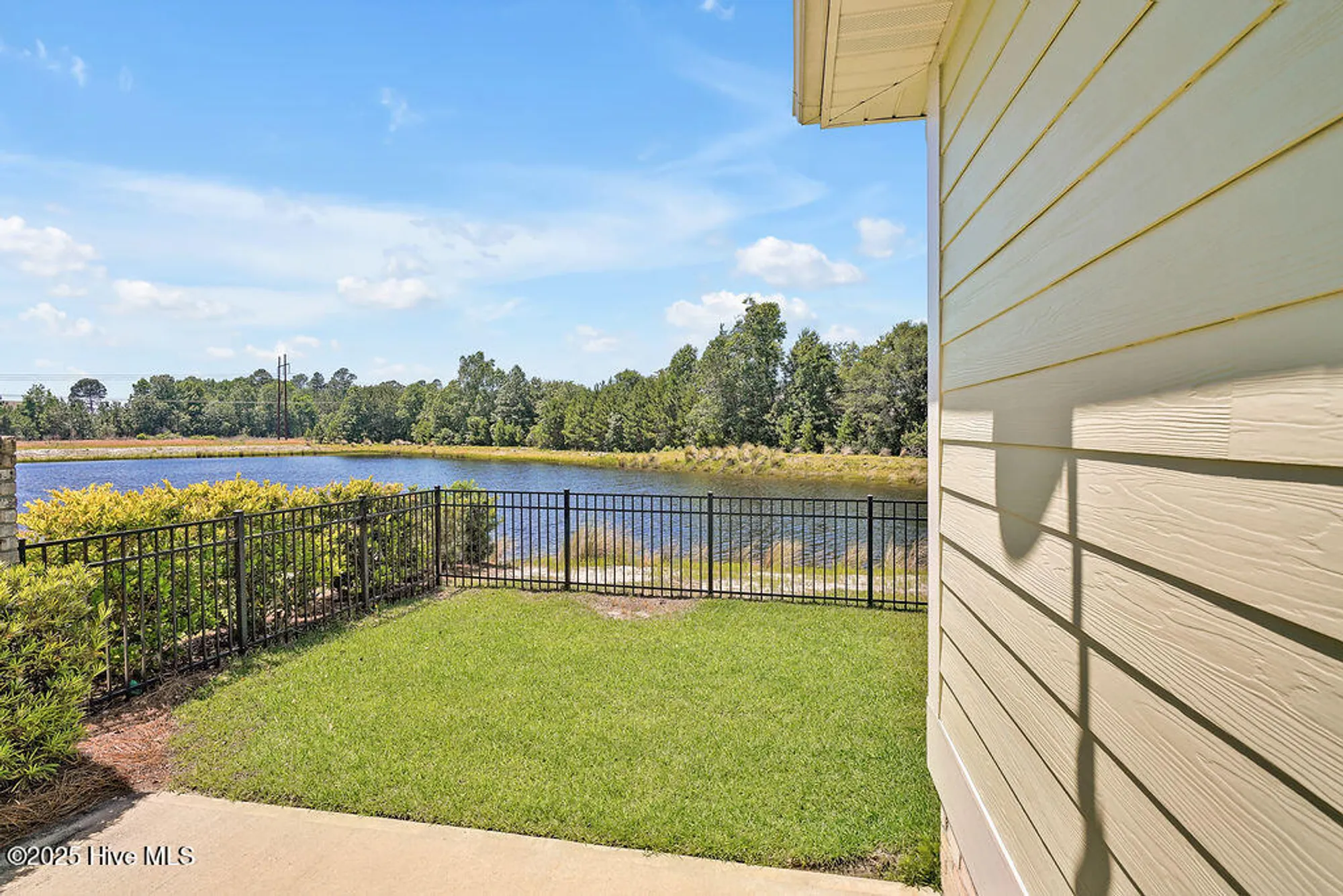 Property Slideshow image 38 of 65 | 2089 simmerman way, Leland, NC, 28451