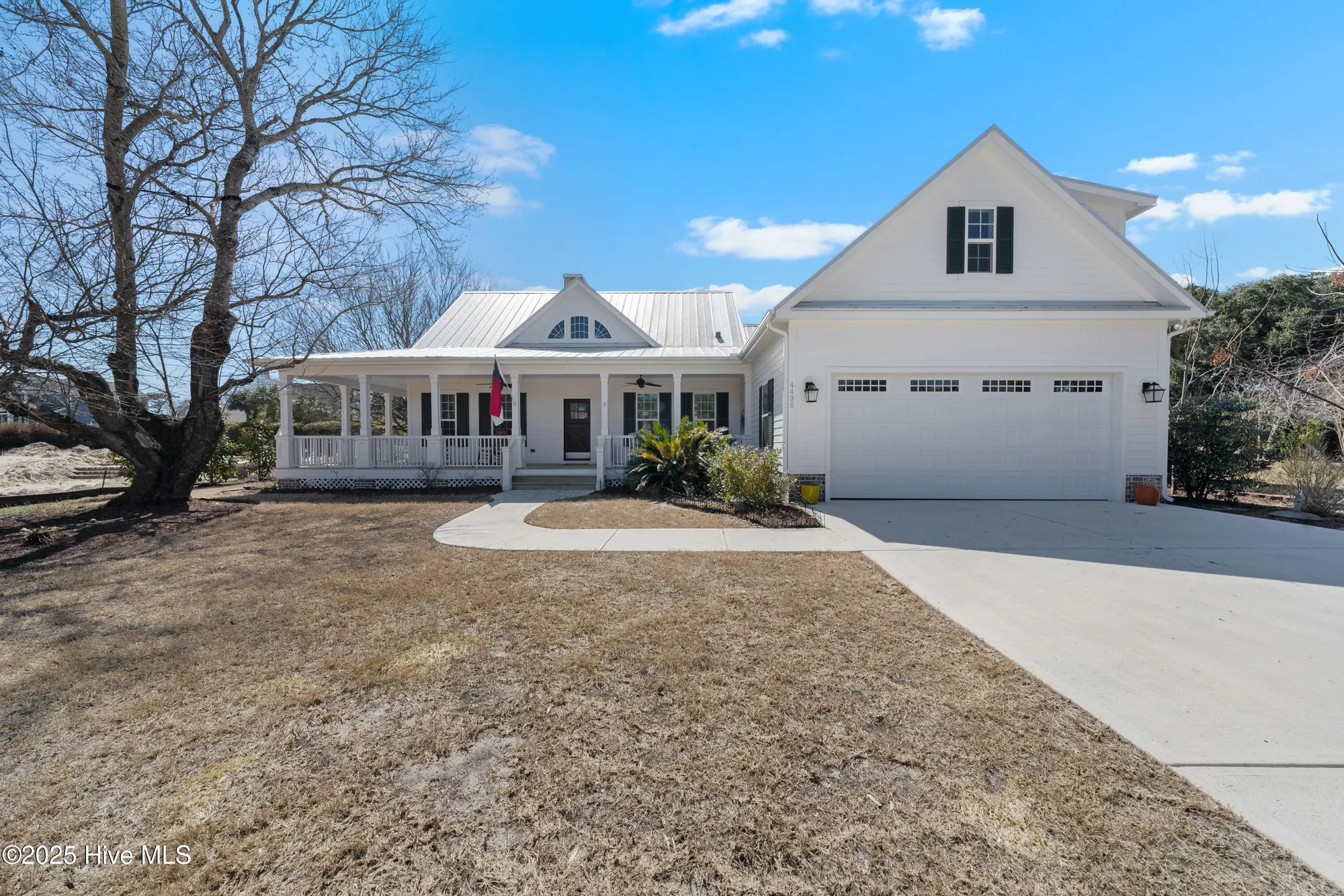 Property Slideshow image 7 of 80 | 4438 glenscape ln, Southport, NC, 28461