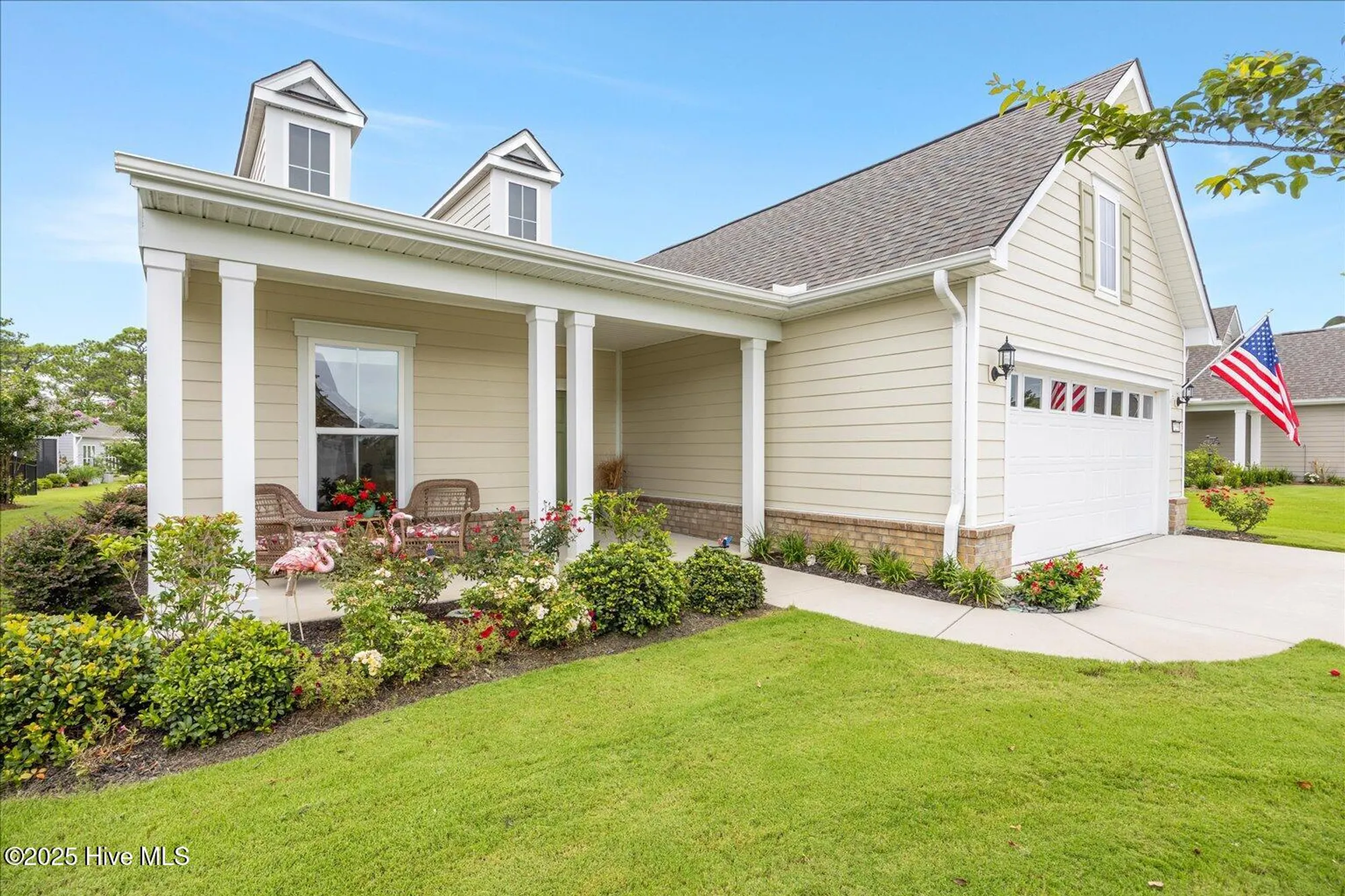 Property Slideshow image 2 of 74 | 3236 penzance row, Wilmington, NC, 28412