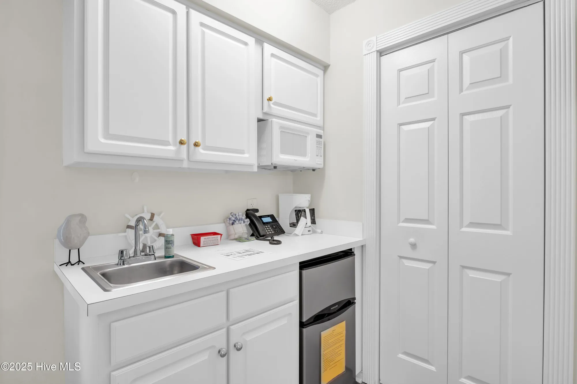 Property Slideshow image 15 of 41 | 330 s middleton dr nw unit 1208, Calabash, NC, 28467