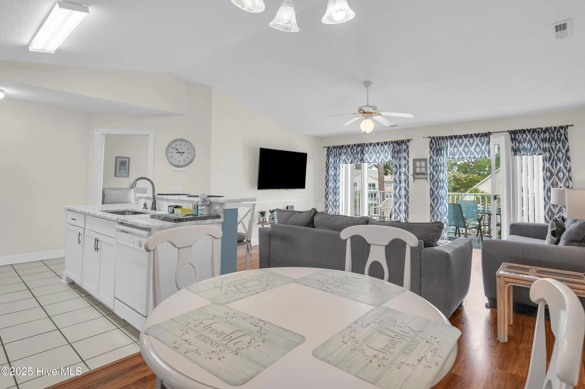 Property Slideshow image 16 of 41 | 330 s middleton dr nw unit 1208, Calabash, NC, 28467