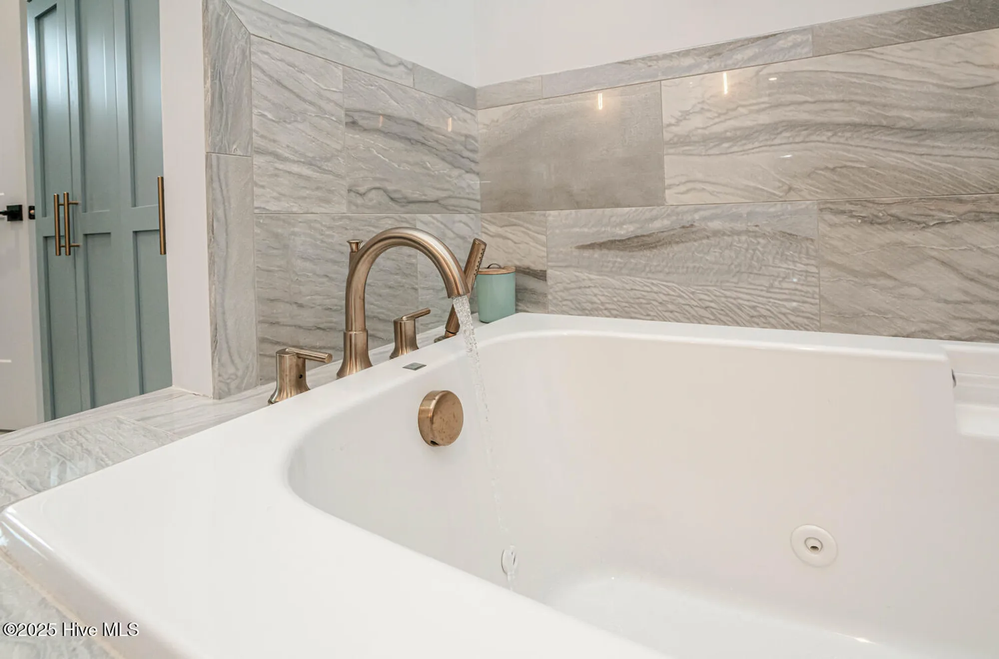 Property Slideshow image 37 of 76 | 9239 oldfield rd, Calabash, NC, 28467