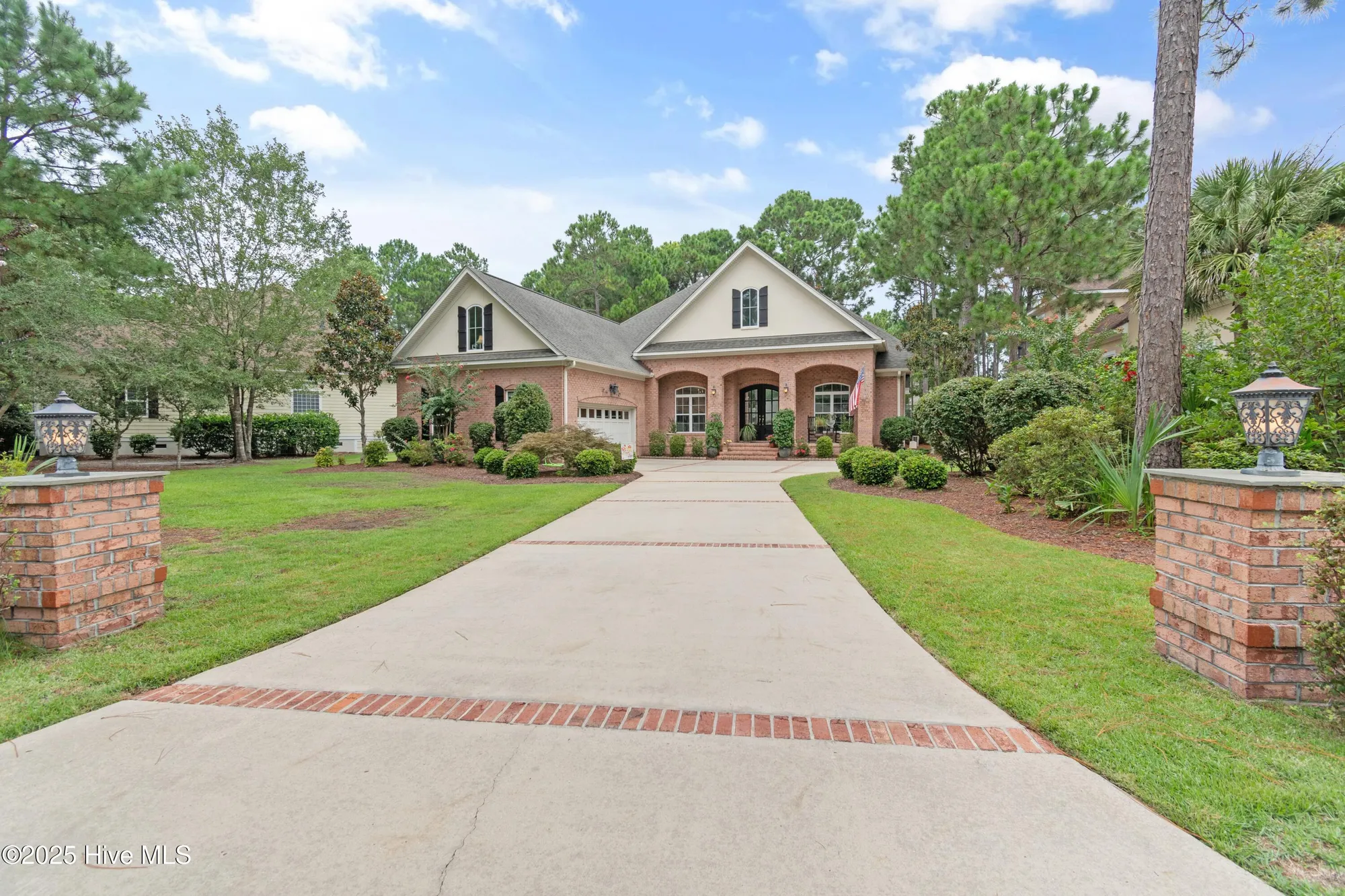 Property Slideshow image 3 of 81 | 3808 worthington pl, Southport, NC, 28461