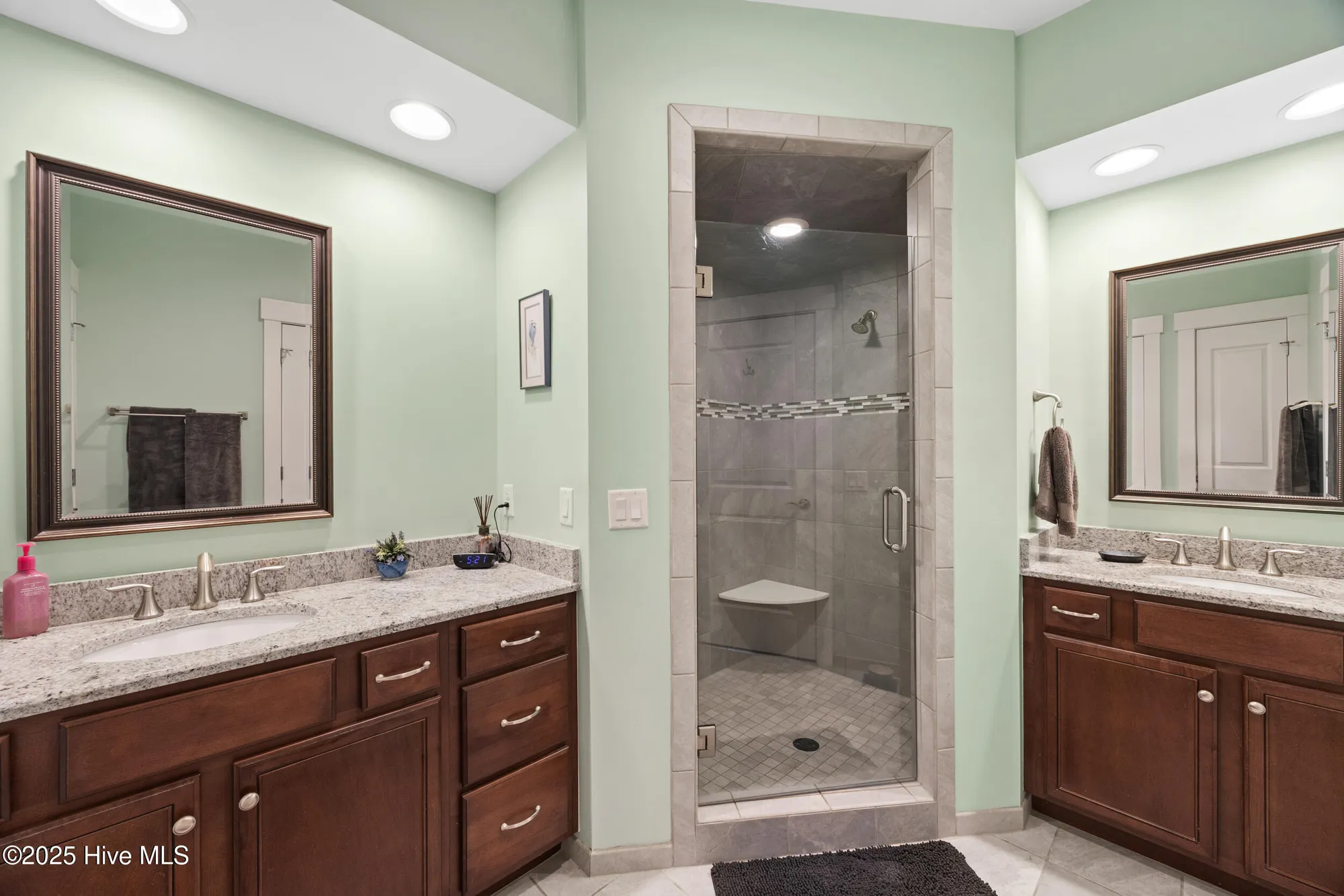 Property Slideshow image 32 of 71 | 4451 old towne st, Wilmington, NC, 28412