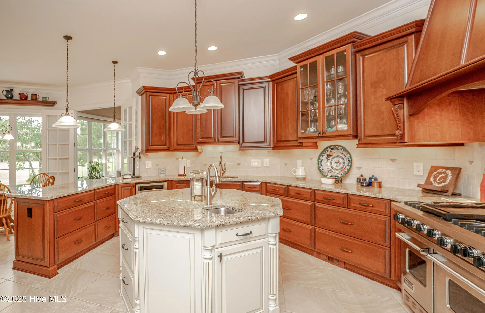 Property Slideshow image 27 of 84 | 537 gladstone cir, Ocean Isle Beach, NC, 28469