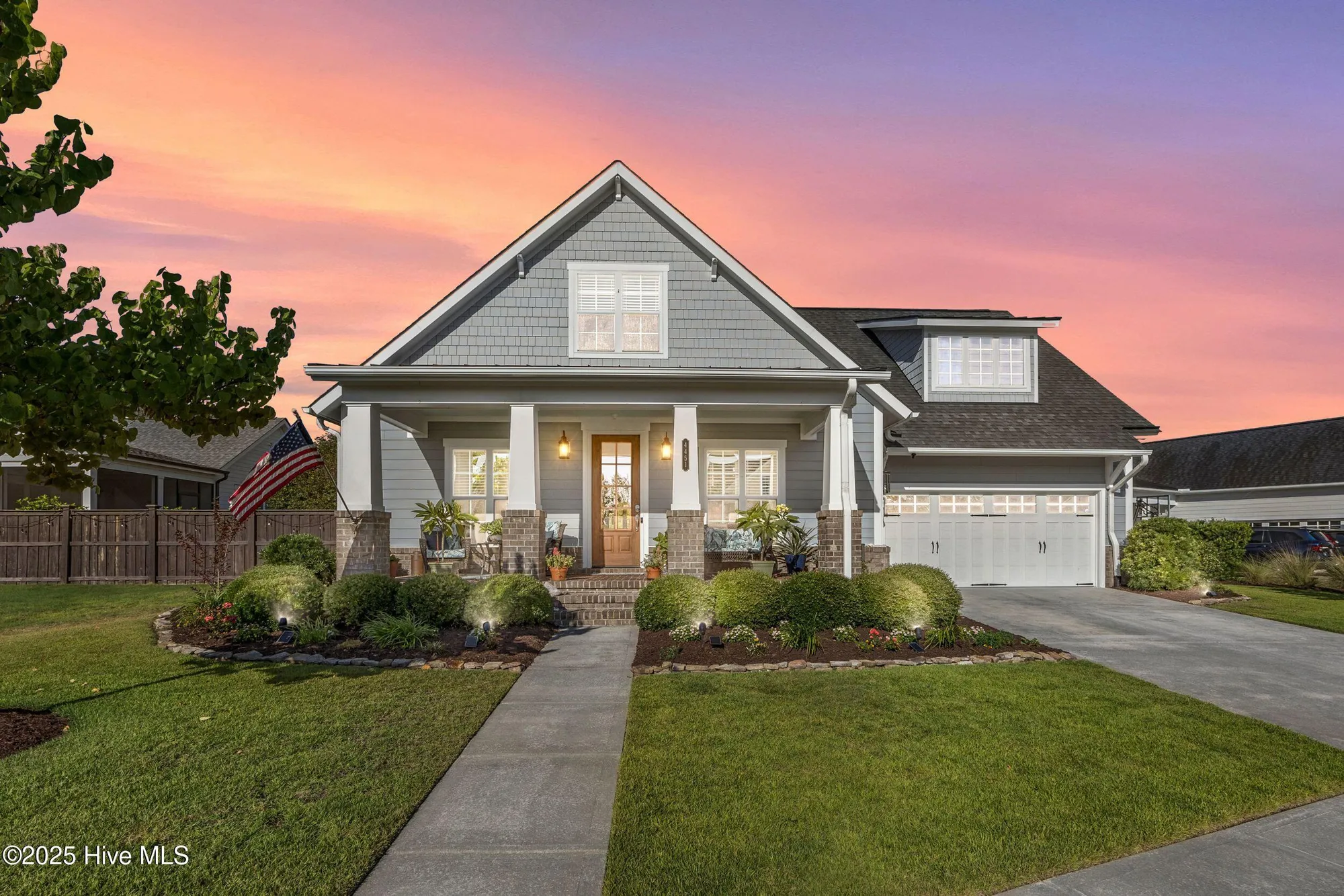 Property Slideshow image 1 of 71 | 4451 old towne st, Wilmington, NC, 28412