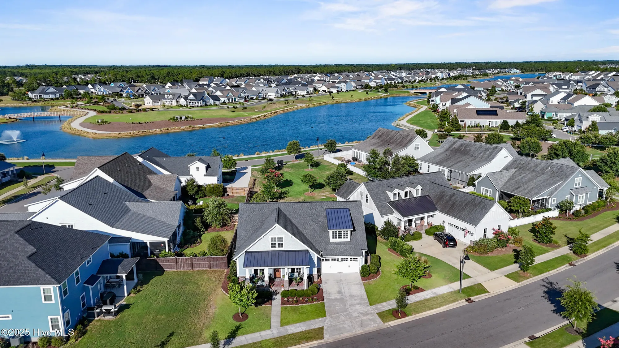 Property Slideshow image 5 of 71 | 4451 old towne st, Wilmington, NC, 28412