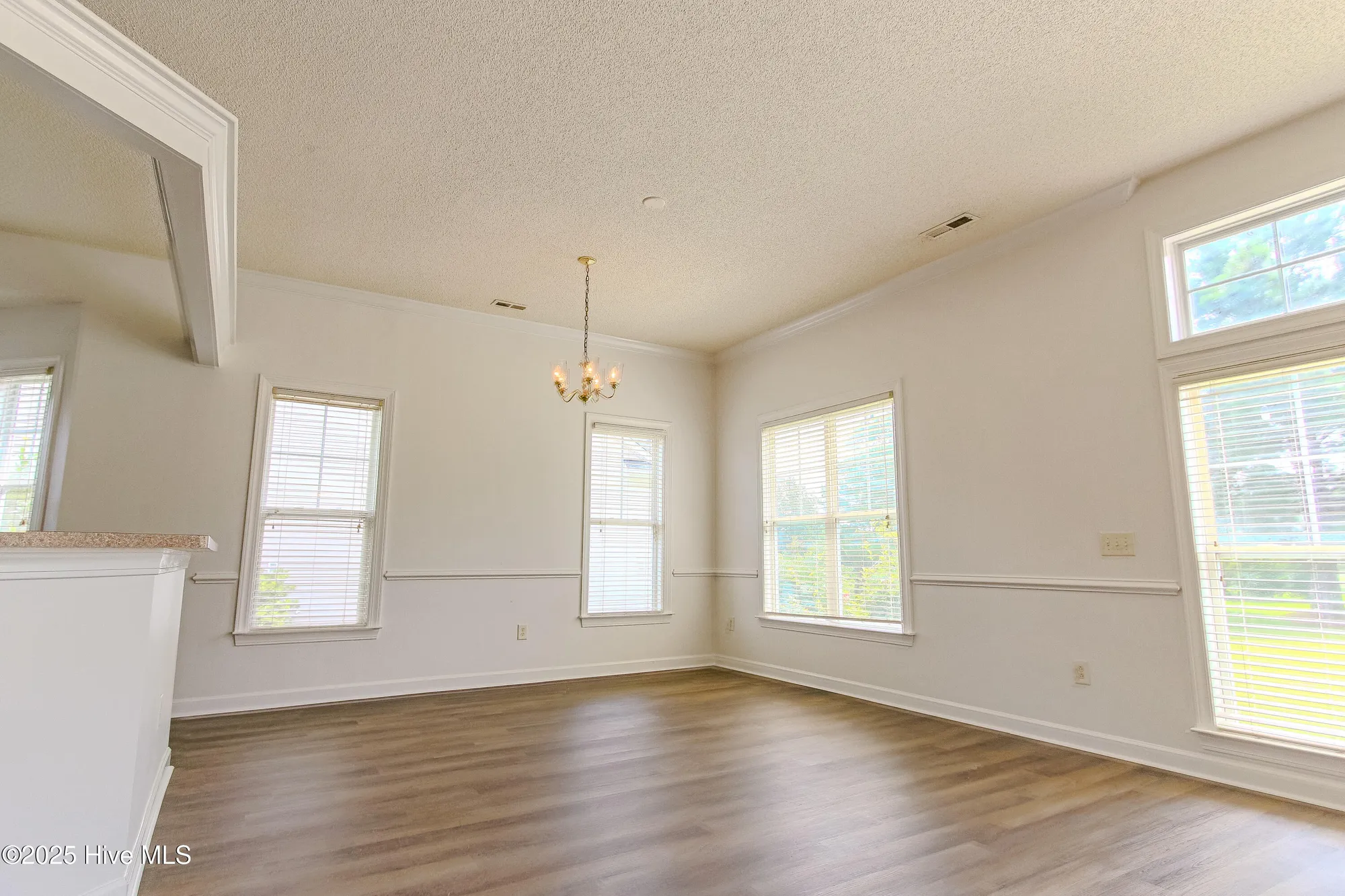 Property Slideshow image 19 of 61 | 1005 meadowlands trl, Calabash, NC, 28467