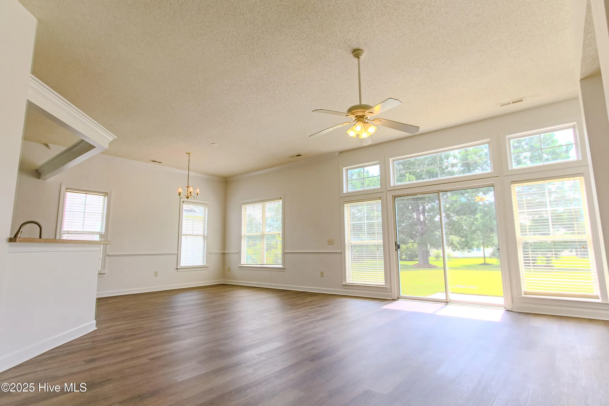 Property Slideshow image 16 of 61 | 1005 meadowlands trl, Calabash, NC, 28467