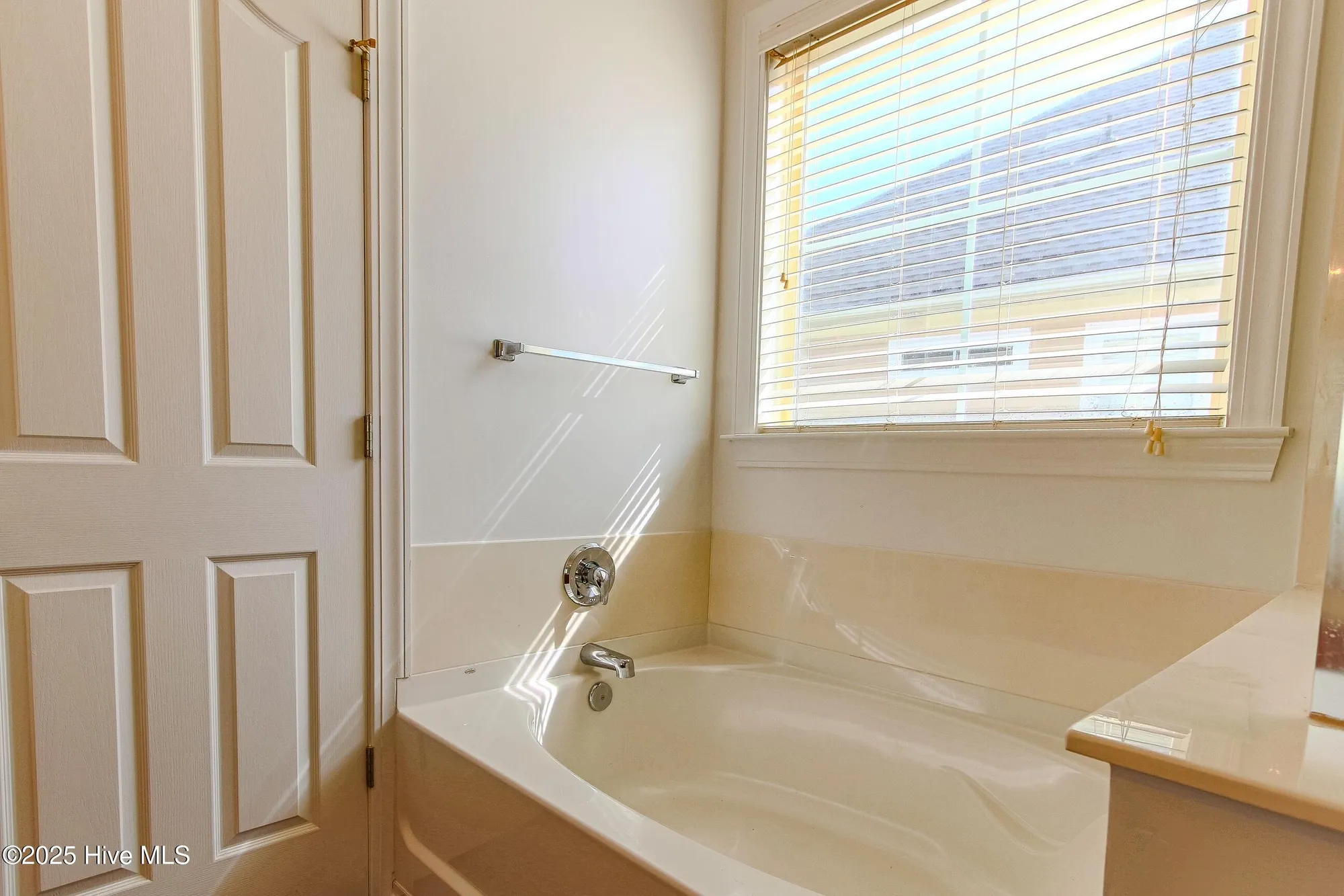 Property Slideshow image 35 of 61 | 1005 meadowlands trl, Calabash, NC, 28467