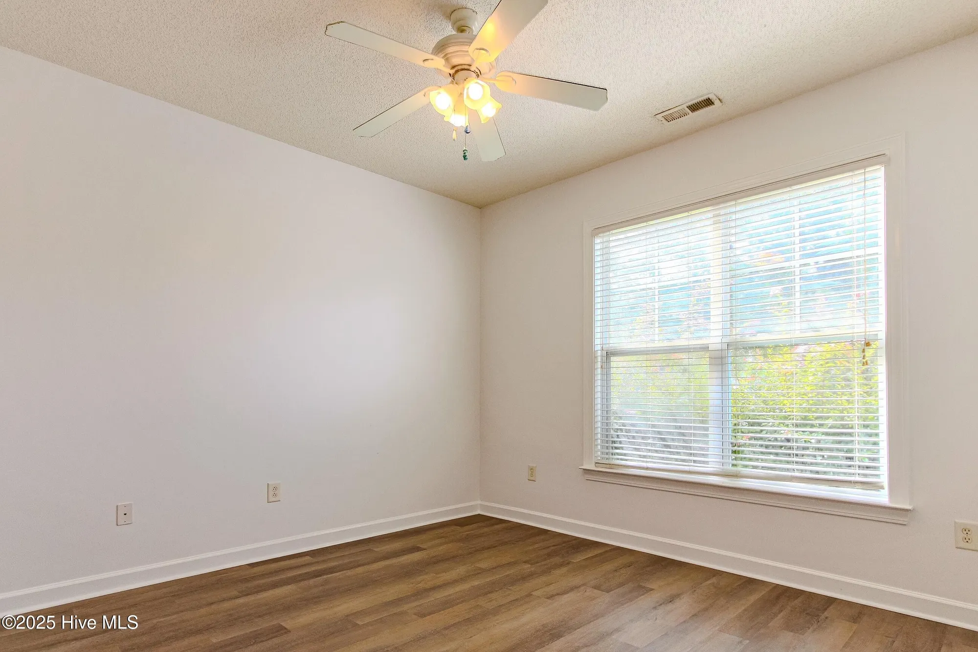 Property Slideshow image 40 of 61 | 1005 meadowlands trl, Calabash, NC, 28467