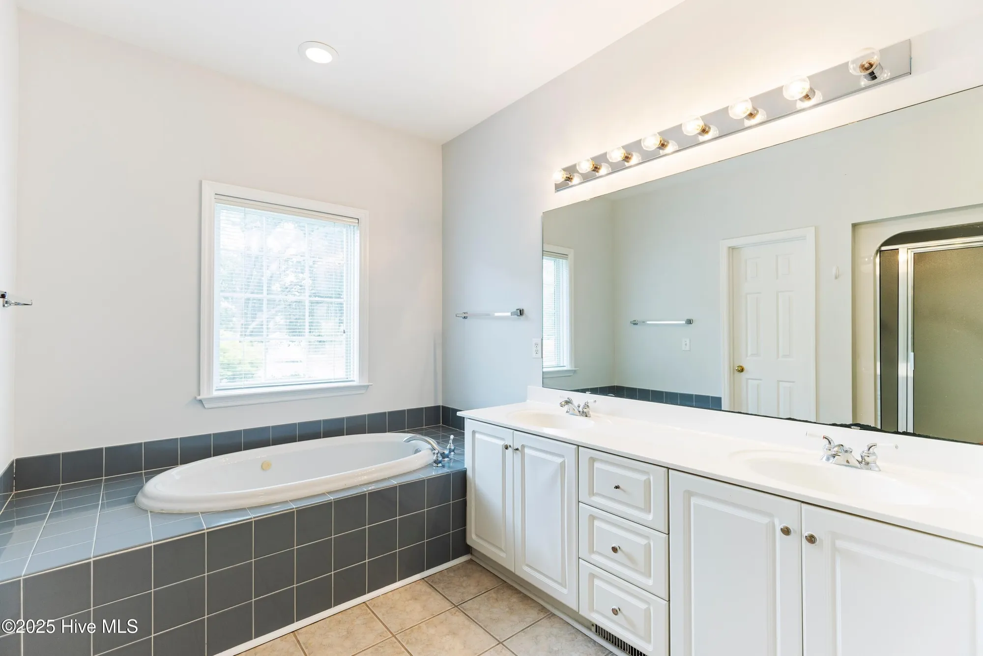 Property Slideshow image 28 of 73 | 3609 members club blvd, Southport, NC, 28461