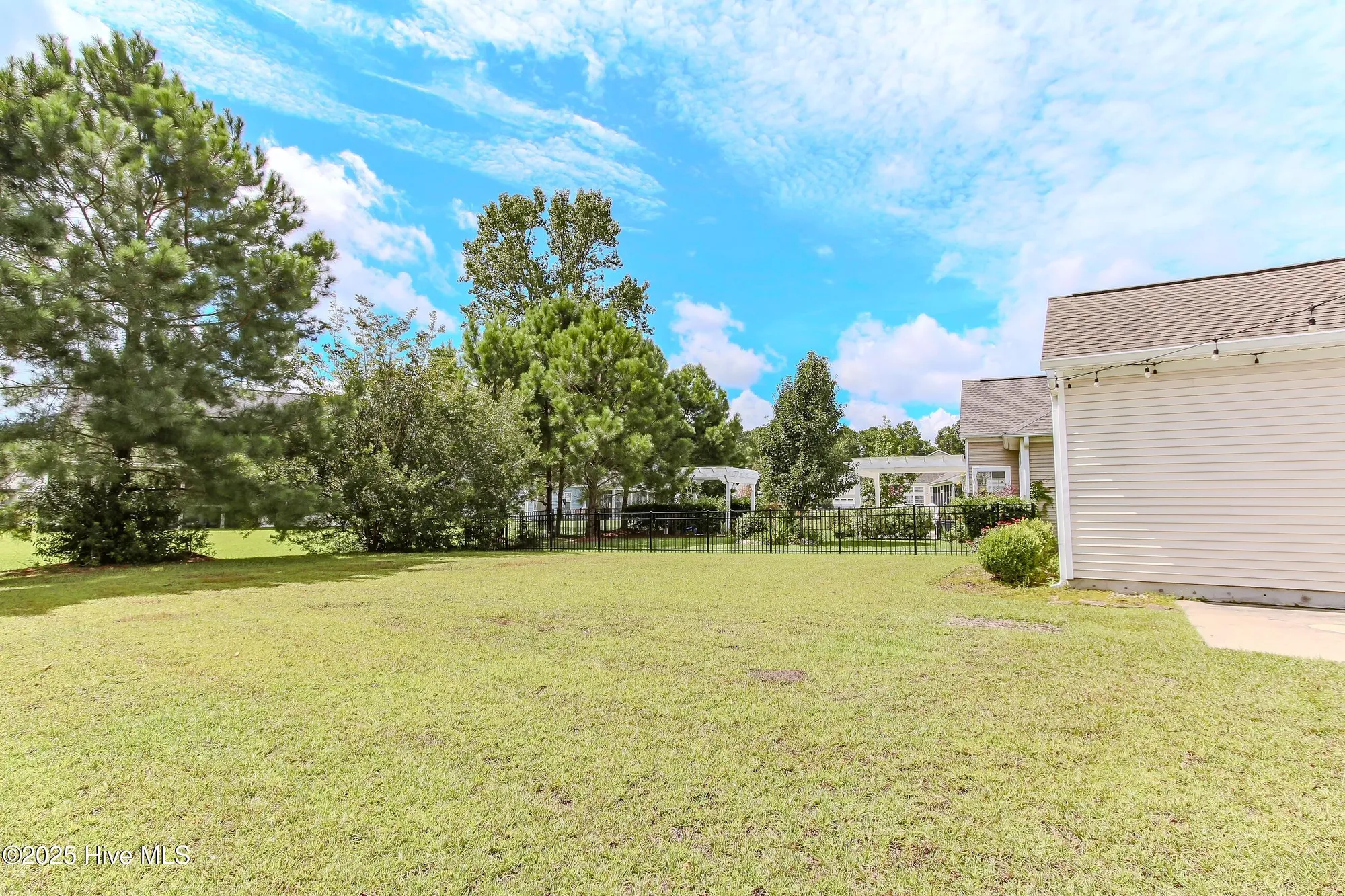 Property Slideshow image 45 of 61 | 1005 meadowlands trl, Calabash, NC, 28467