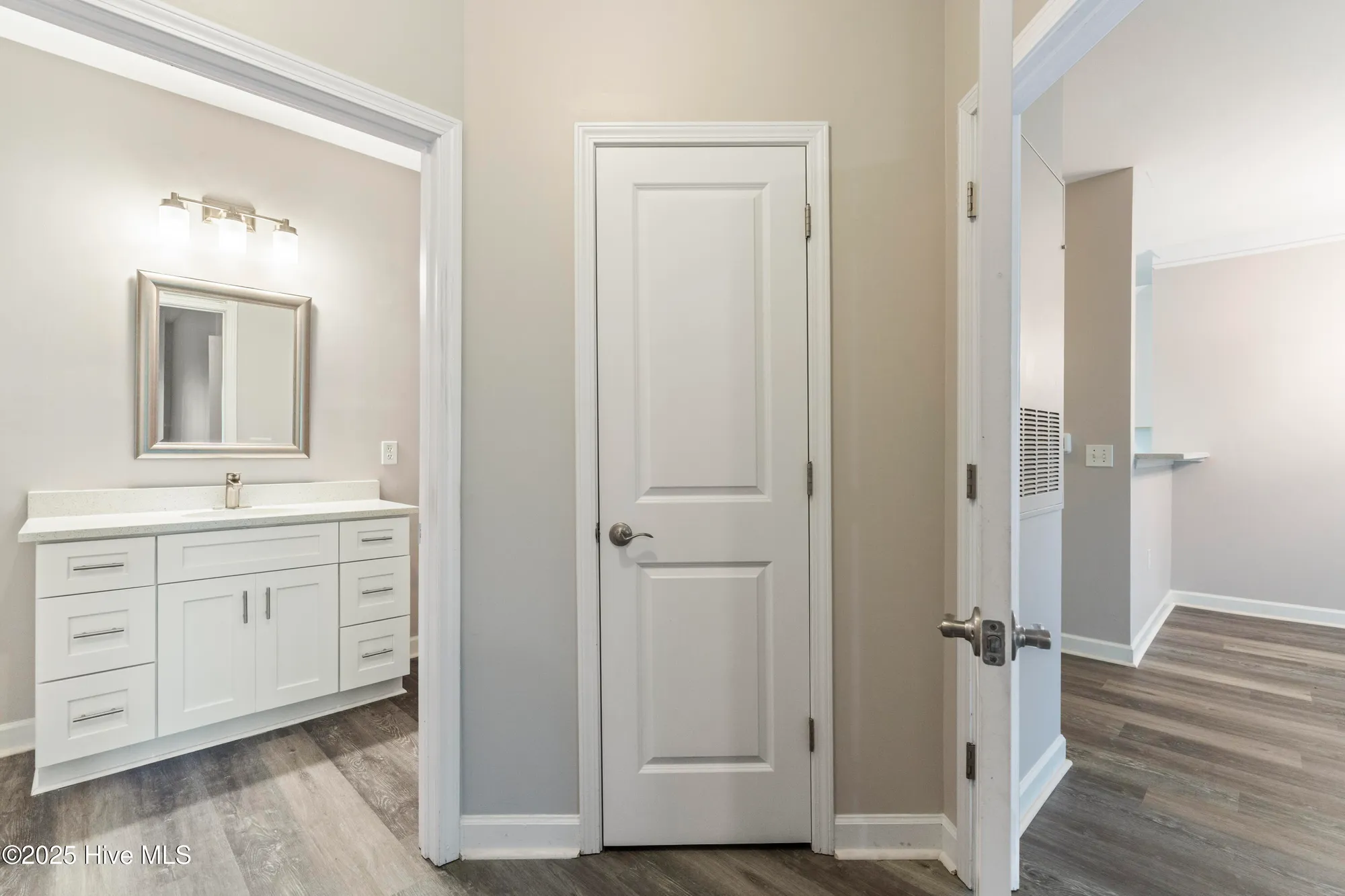 Property Slideshow image 21 of 46 | 250 s crow creek dr 5, Calabash, NC, 28467