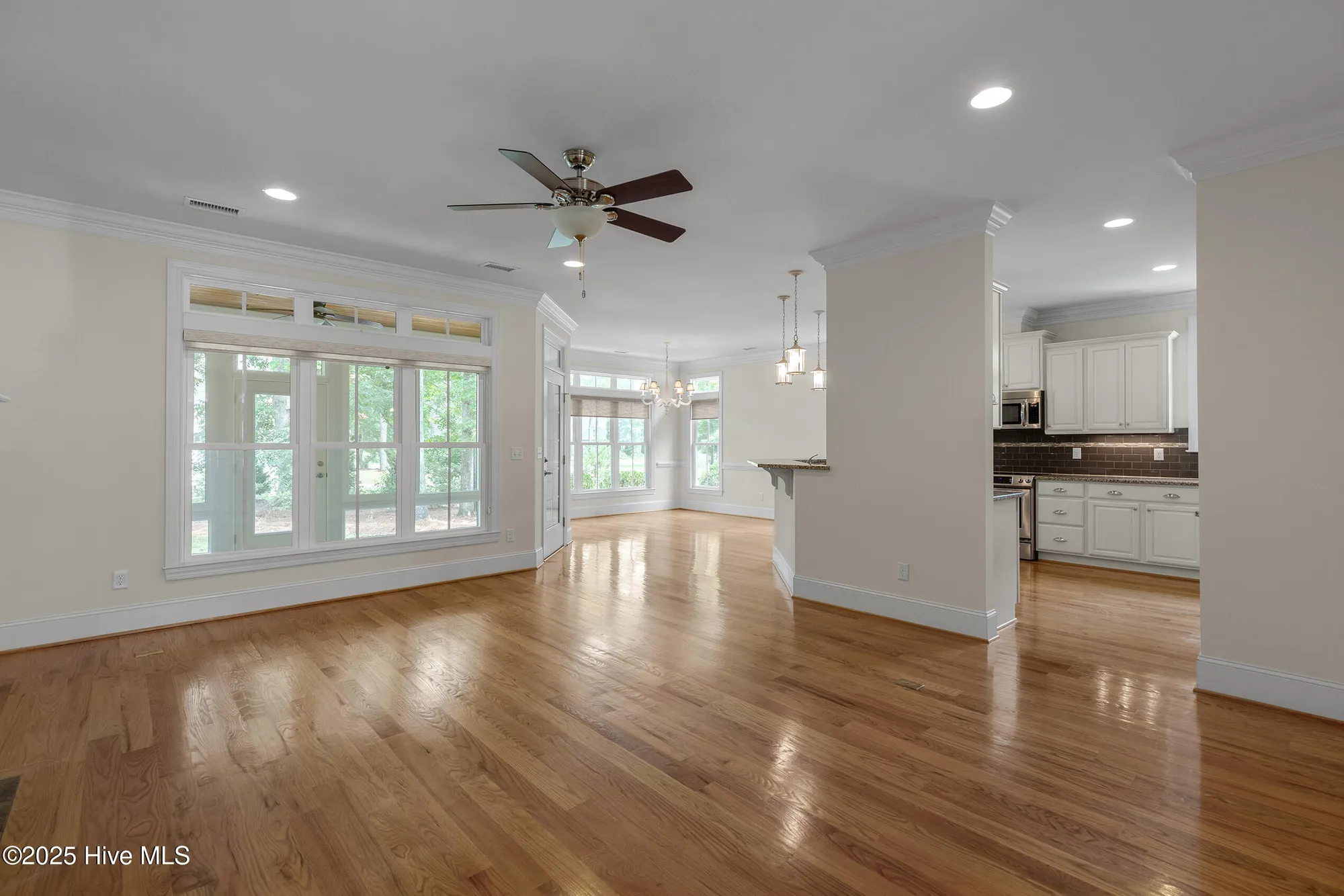 Property Slideshow image 7 of 84 | 402 cornubia dr, Castle Hayne, NC, 28429