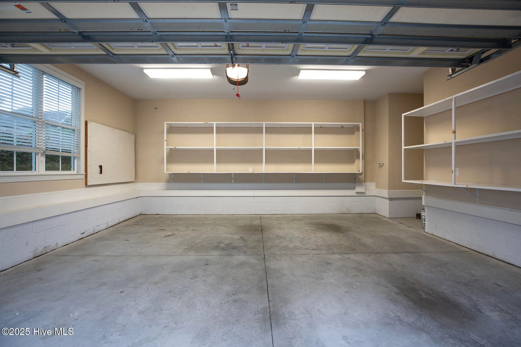 Property Slideshow image 52 of 84 | 402 cornubia dr, Castle Hayne, NC, 28429