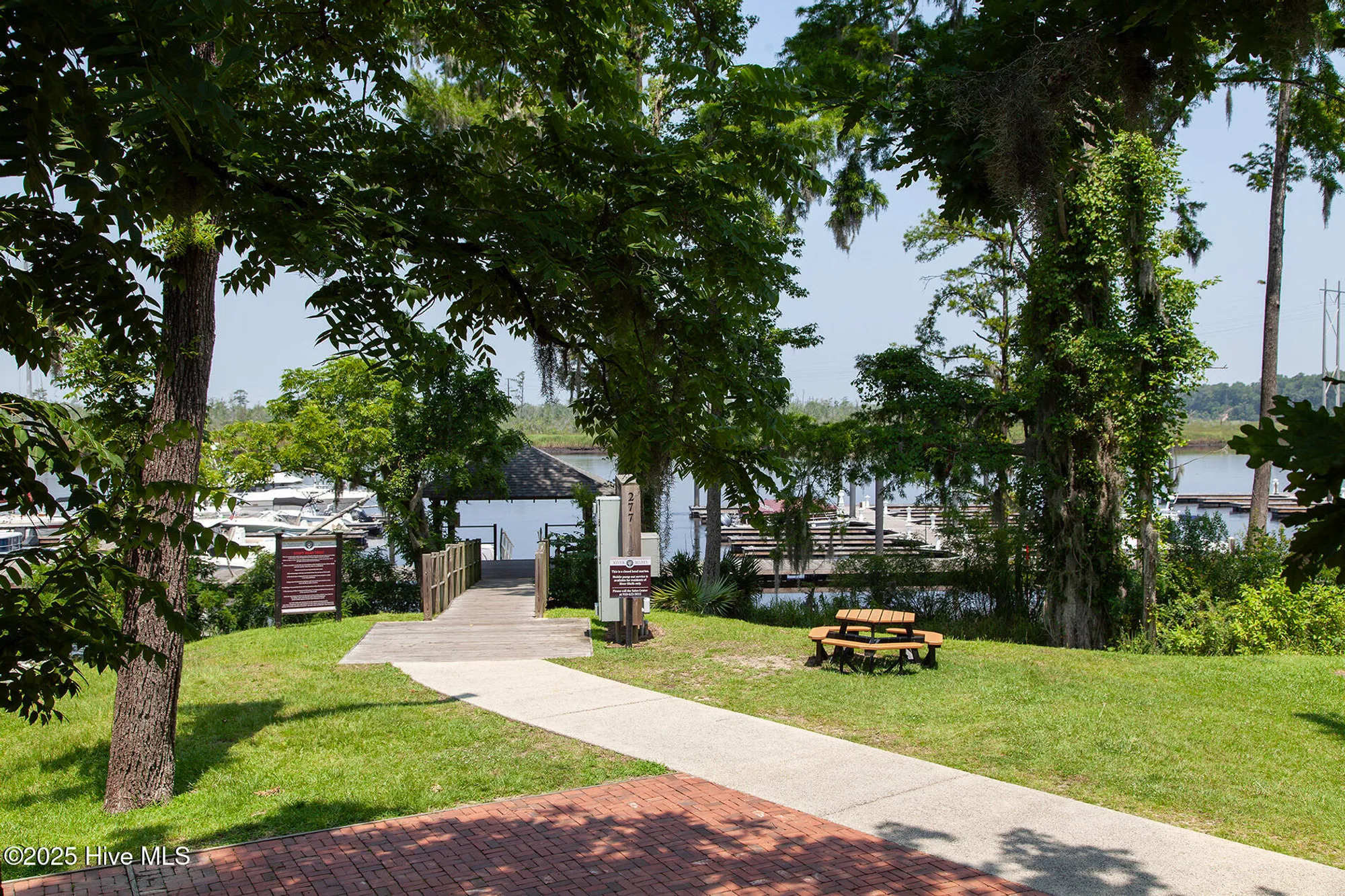 Property Slideshow image 69 of 84 | 402 cornubia dr, Castle Hayne, NC, 28429