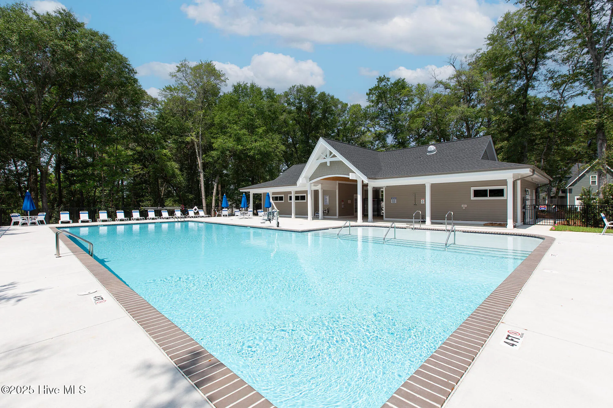 Property Slideshow image 80 of 84 | 402 cornubia dr, Castle Hayne, NC, 28429