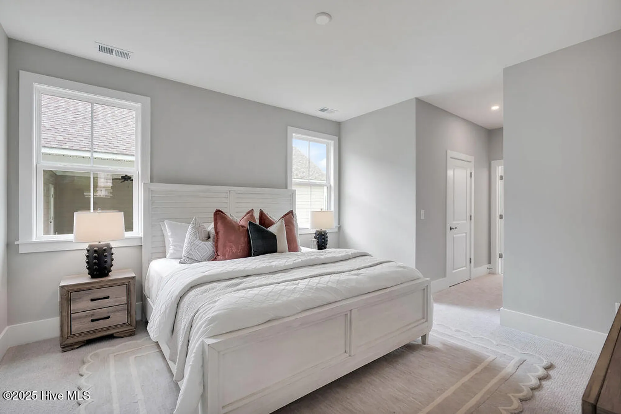 Property Slideshow image 11 of 26 | 250 longhill dr, Wilmington, NC, 28412