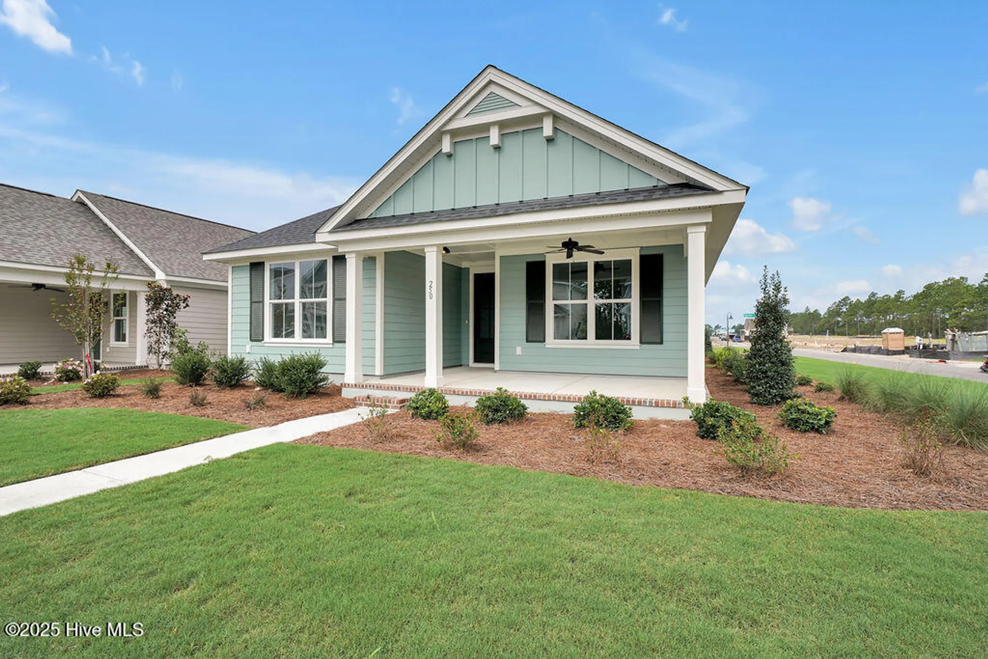 Property Slideshow image 2 of 26 | 250 longhill dr, Wilmington, NC, 28412