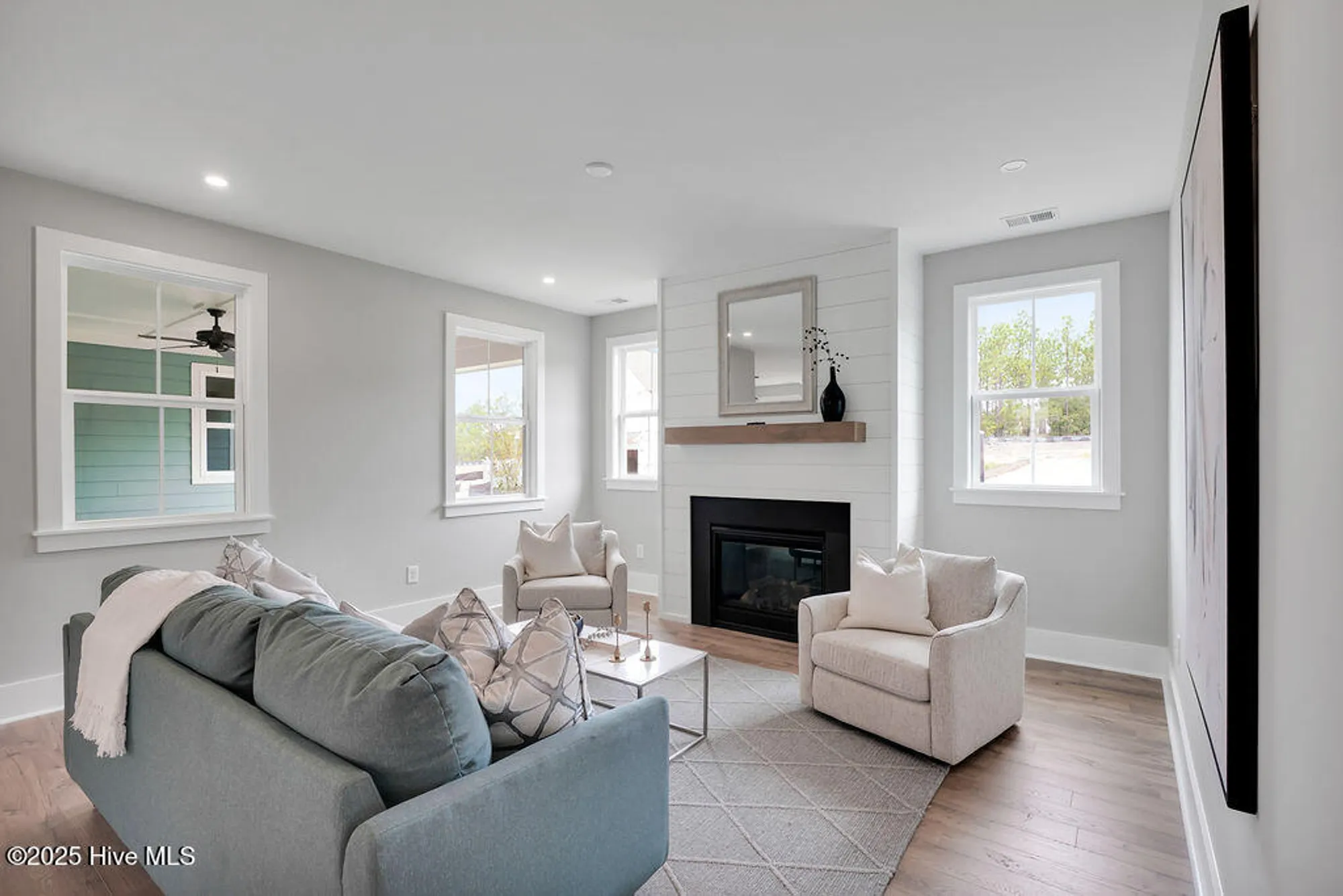 Property Slideshow image 4 of 26 | 250 longhill dr, Wilmington, NC, 28412