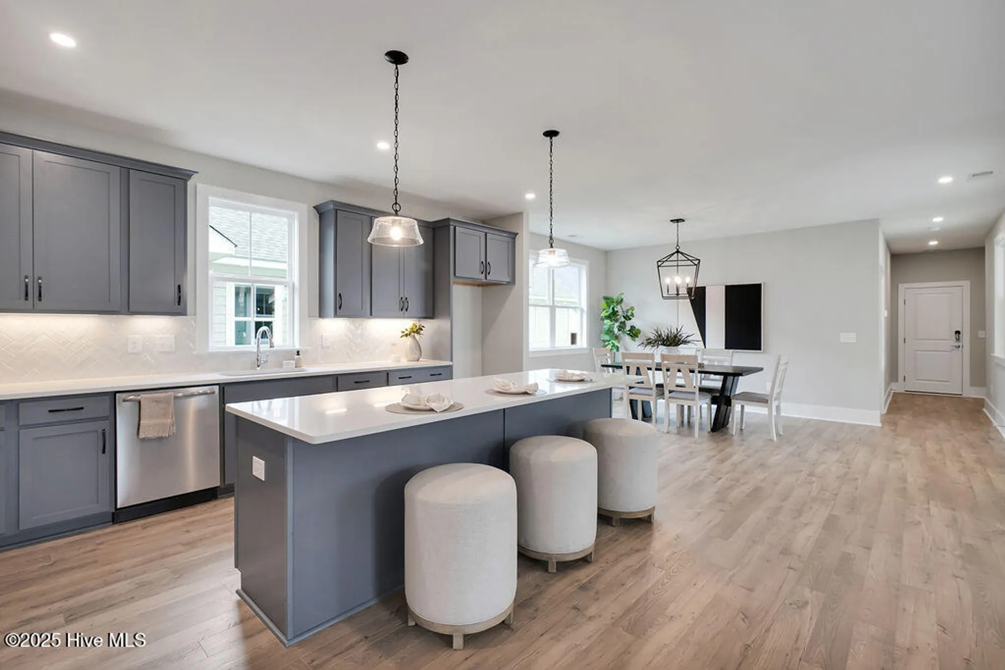 Property Slideshow image 6 of 26 | 250 longhill dr, Wilmington, NC, 28412