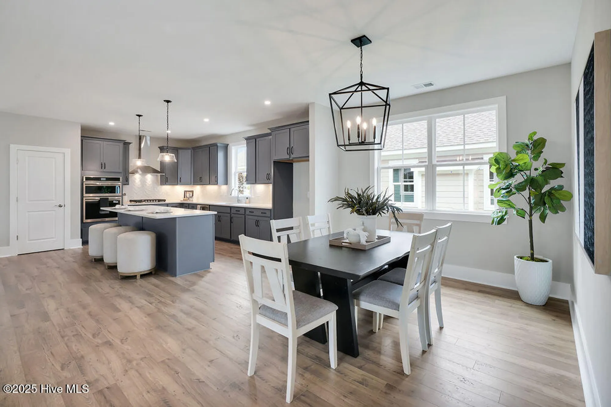 Property Slideshow image 10 of 26 | 250 longhill dr, Wilmington, NC, 28412