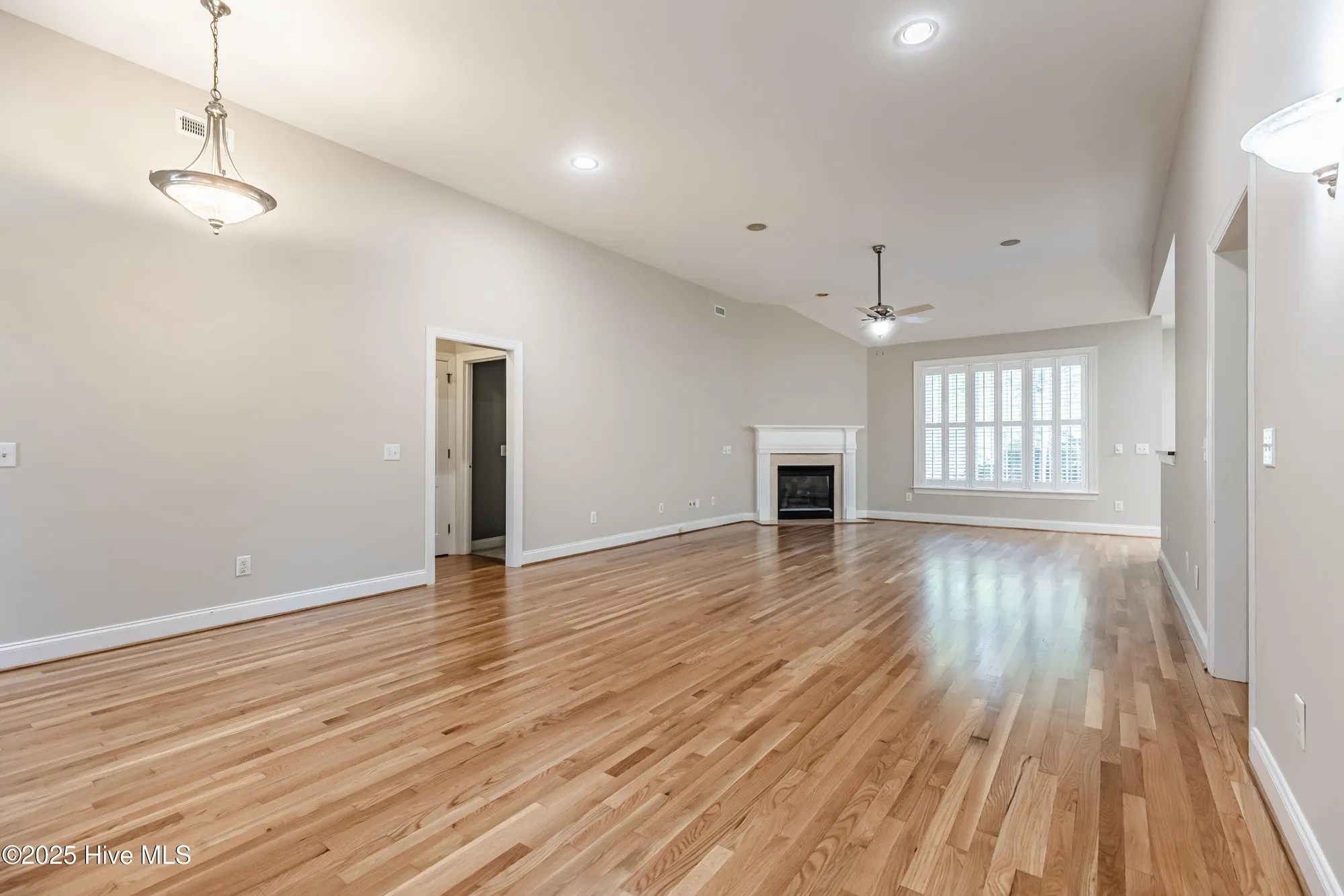 Property Slideshow image 6 of 48 | 3687 wingfoot dr, Southport, NC, 28461