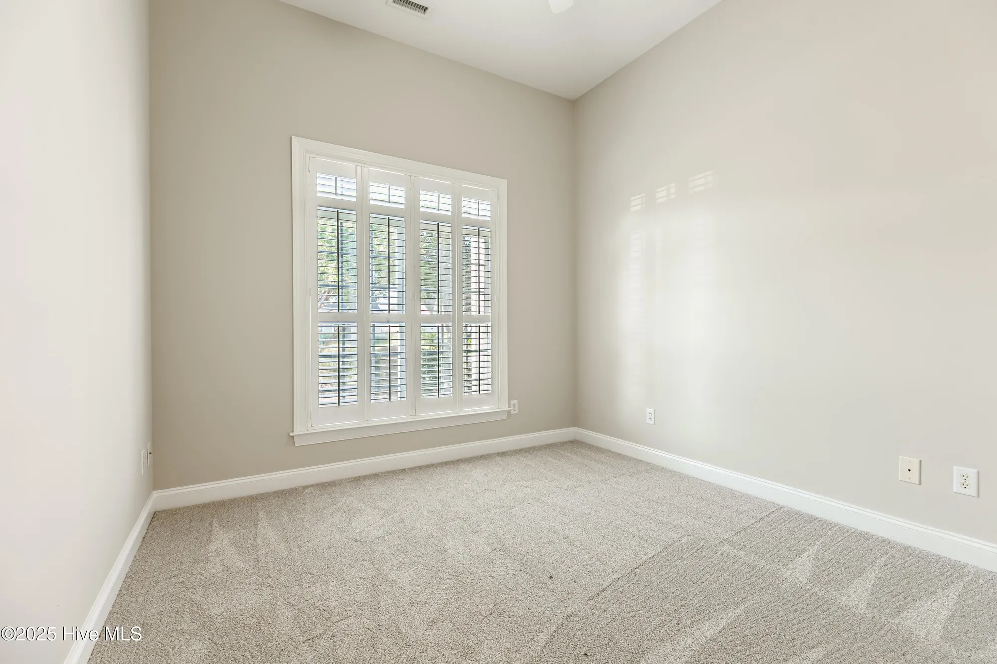 Property Slideshow image 30 of 48 | 3687 wingfoot dr, Southport, NC, 28461